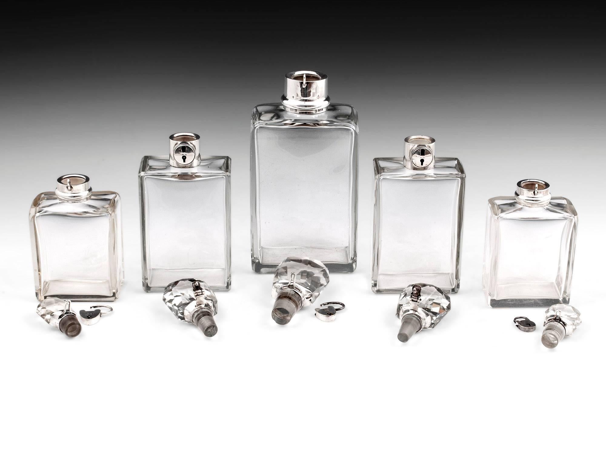 Art Deco Silver Collared Glass Decanters by Hukin & Heath In Excellent Condition For Sale In Northampton, United Kingdom