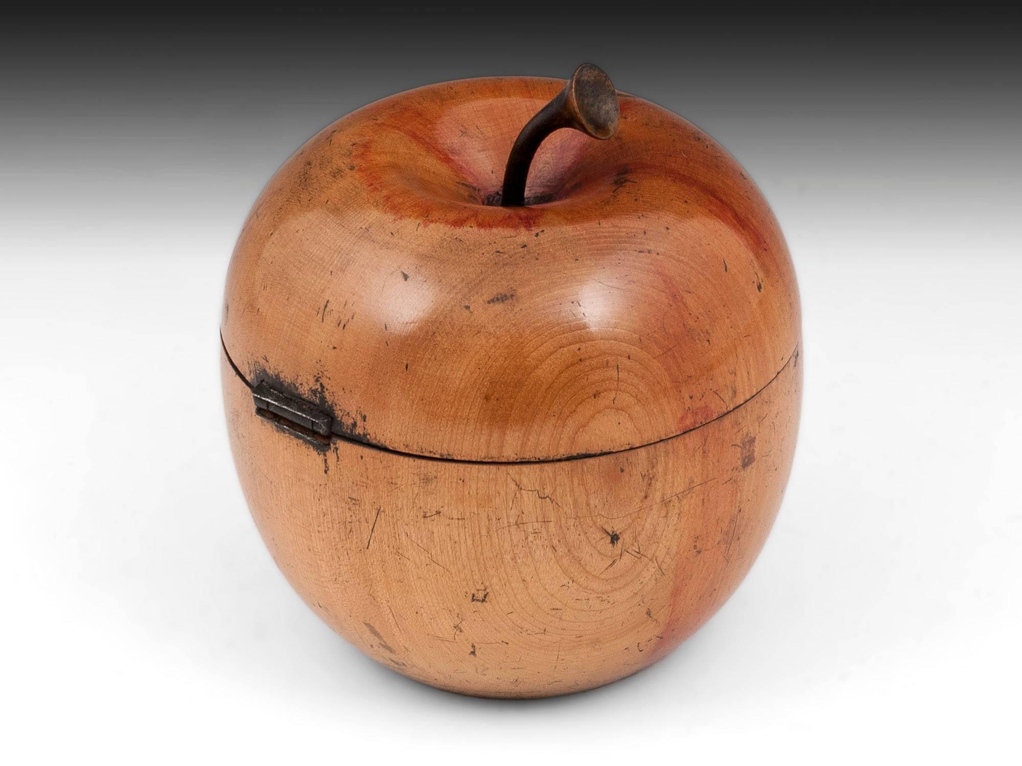 Antique Apple Treen Tea Caddy In Excellent Condition In Northampton, United Kingdom