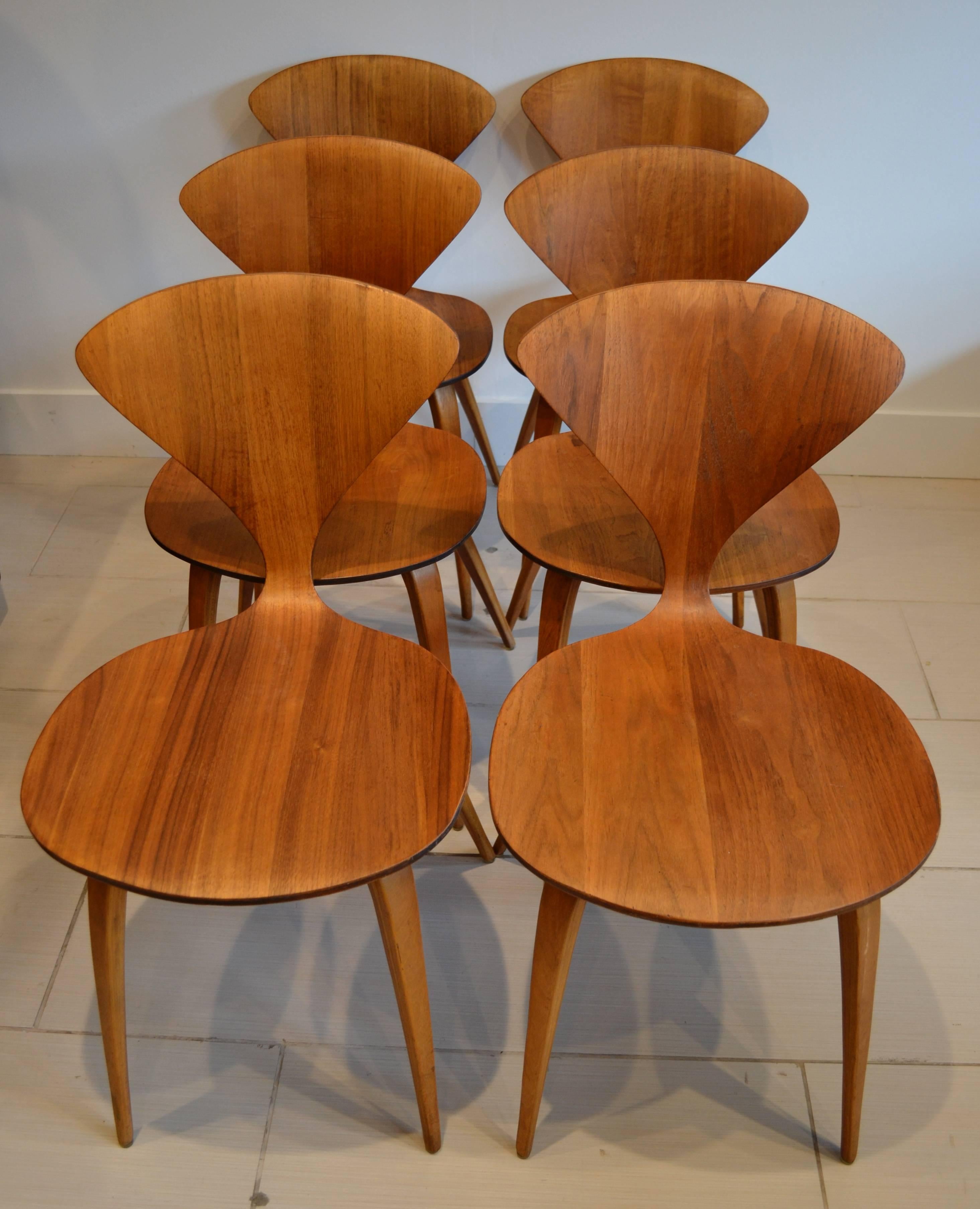 Mid-Century Modern Set of Eight Norman Cherner for Plycraft Walnut and Beech Dining Chairs, 1950s