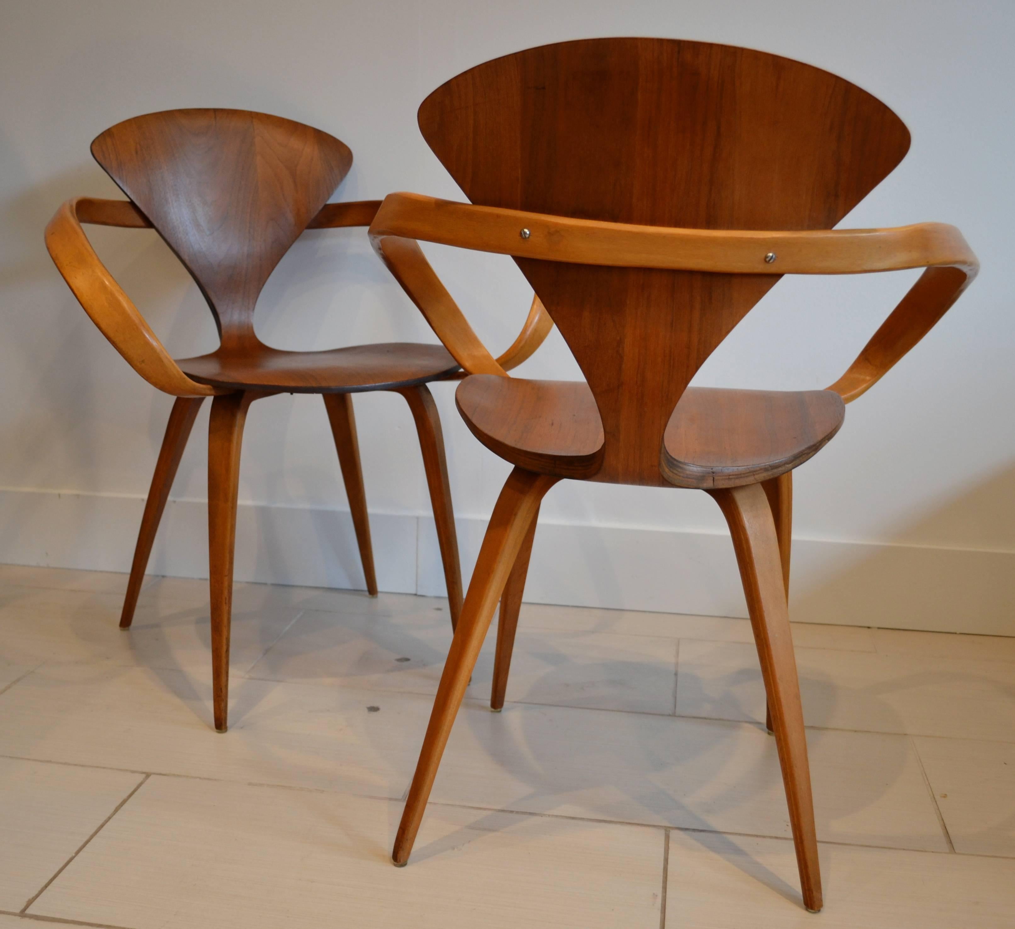 Mid-20th Century Set of Eight Norman Cherner for Plycraft Walnut and Beech Dining Chairs, 1950s
