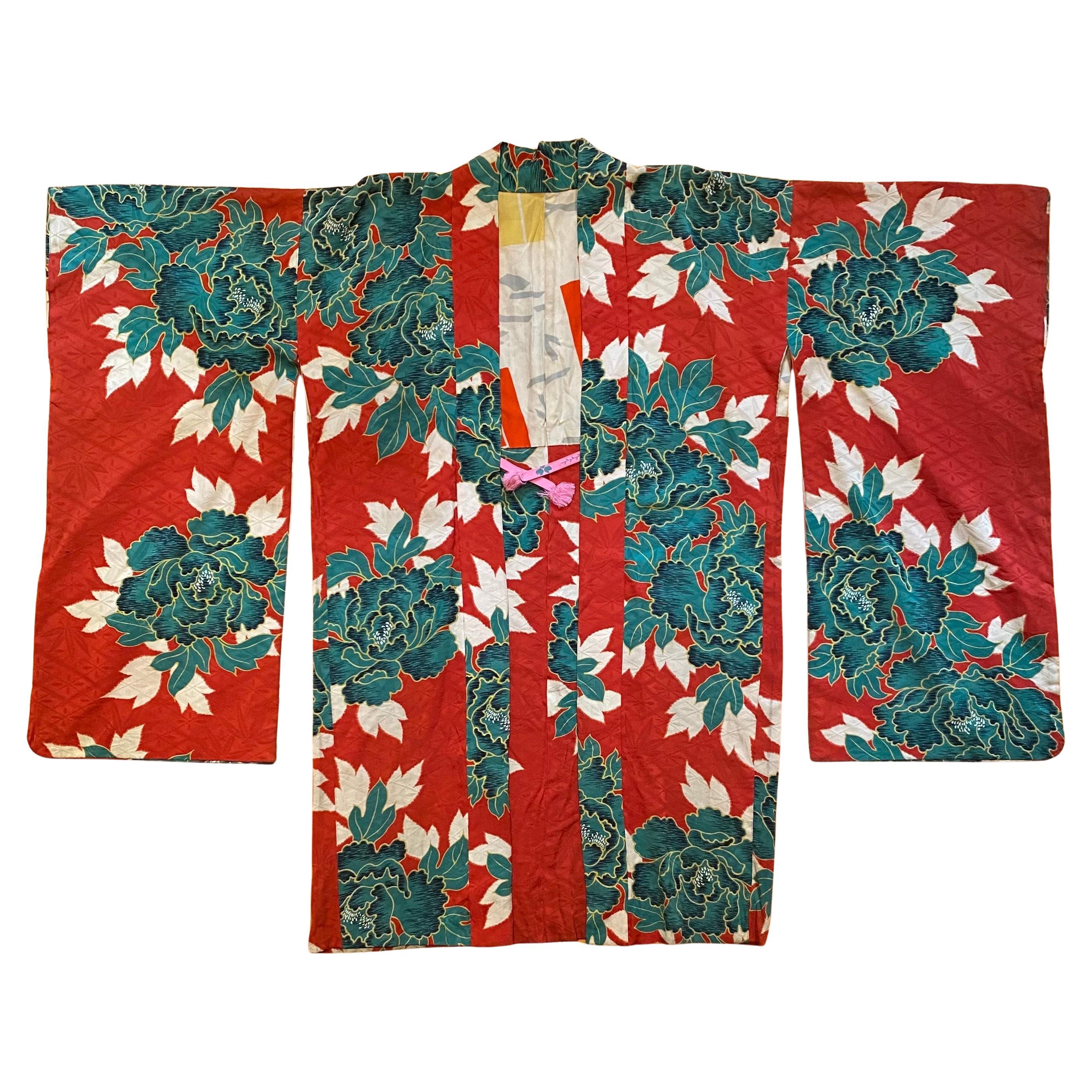 Antiker japanischer Seidenkimono
