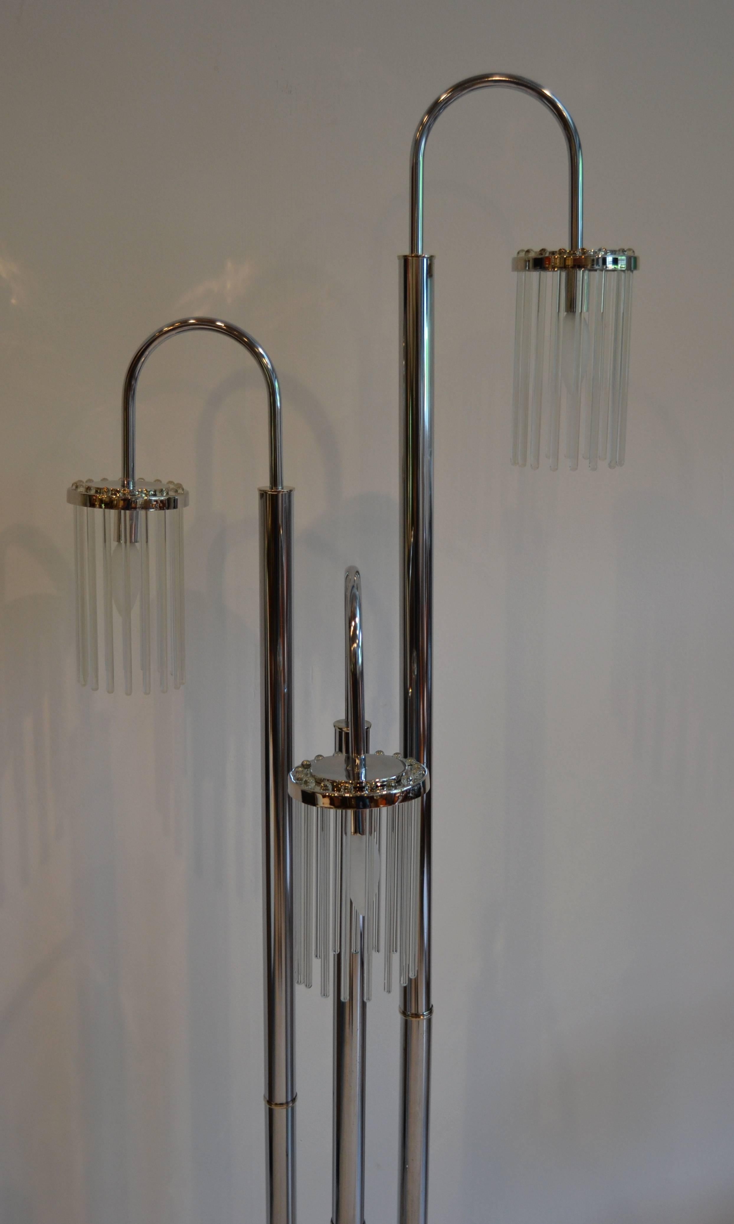 Outstanding Mid Century Gaetano Sciolari for Lightolier glass rod and chrome floor lamp. Waterfall series. Extremely rare. Expertly restored and rewired, circa 1970s.