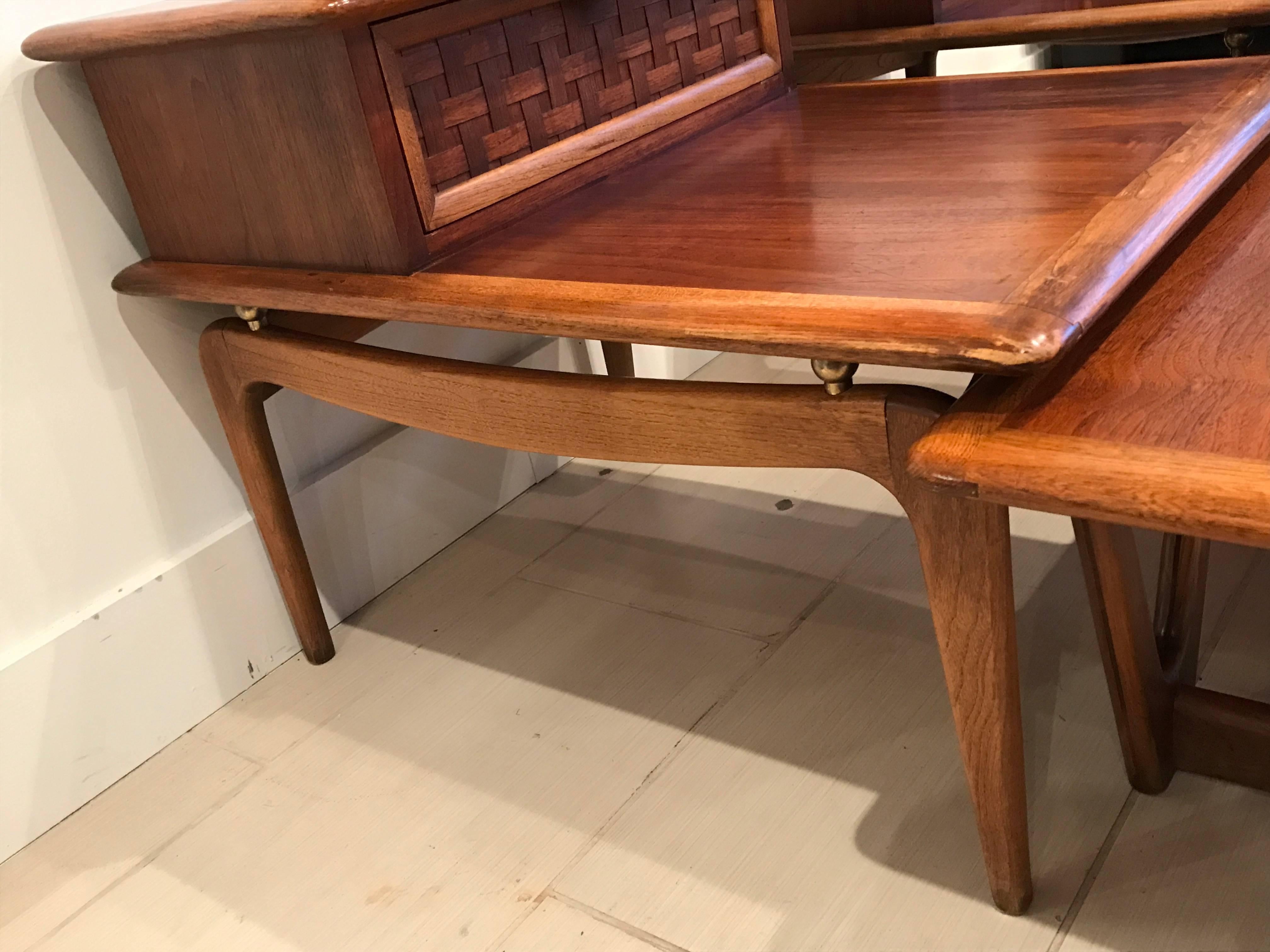 Pair of Mid-Century End Tables and Coffee Table by Andre Bus for Lane, 1960 In Good Condition In Bedford Hills, NY