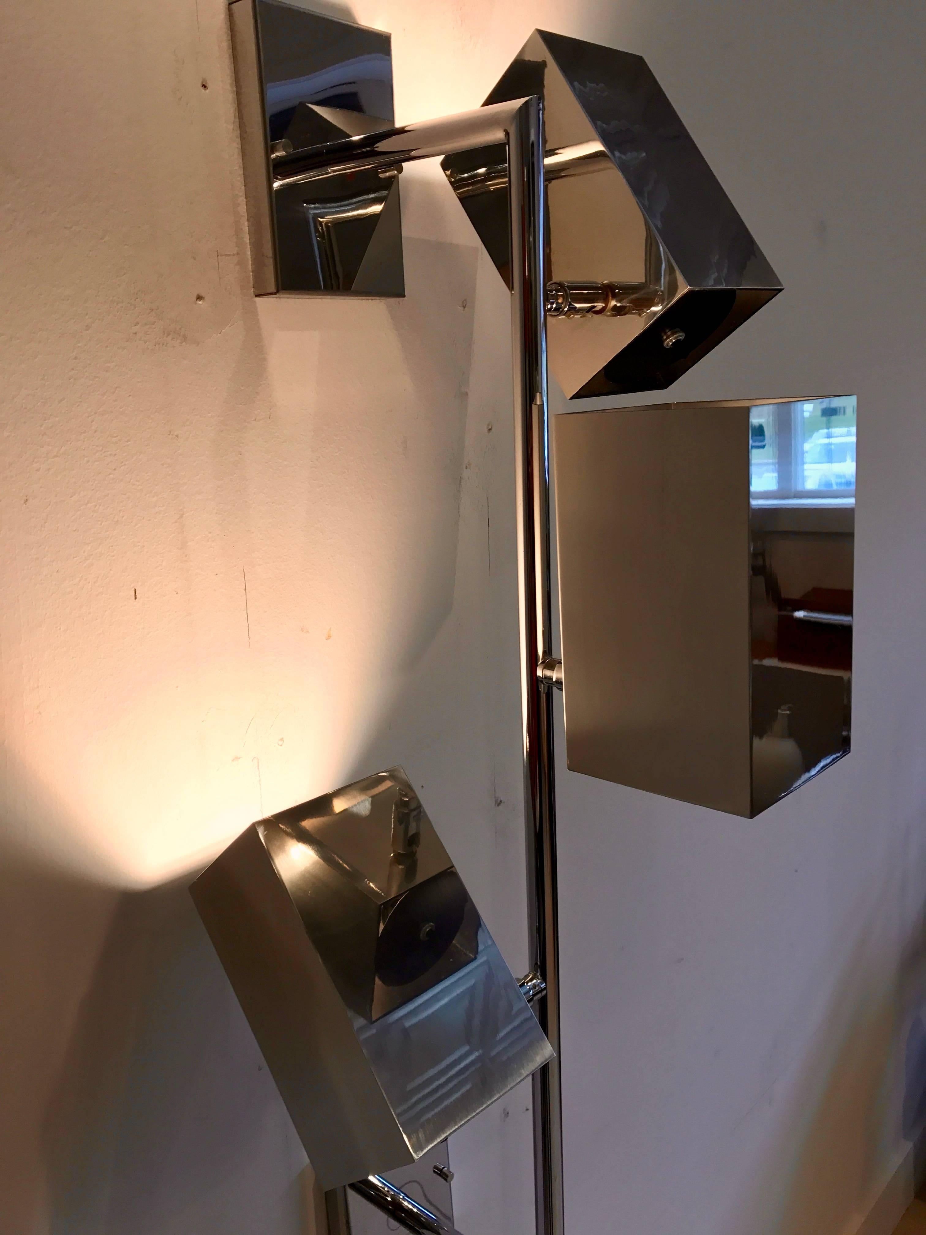 Koch and Lowy Polished Chrome Three Box Wall Mount Light, 1970s In Good Condition In Bedford Hills, NY