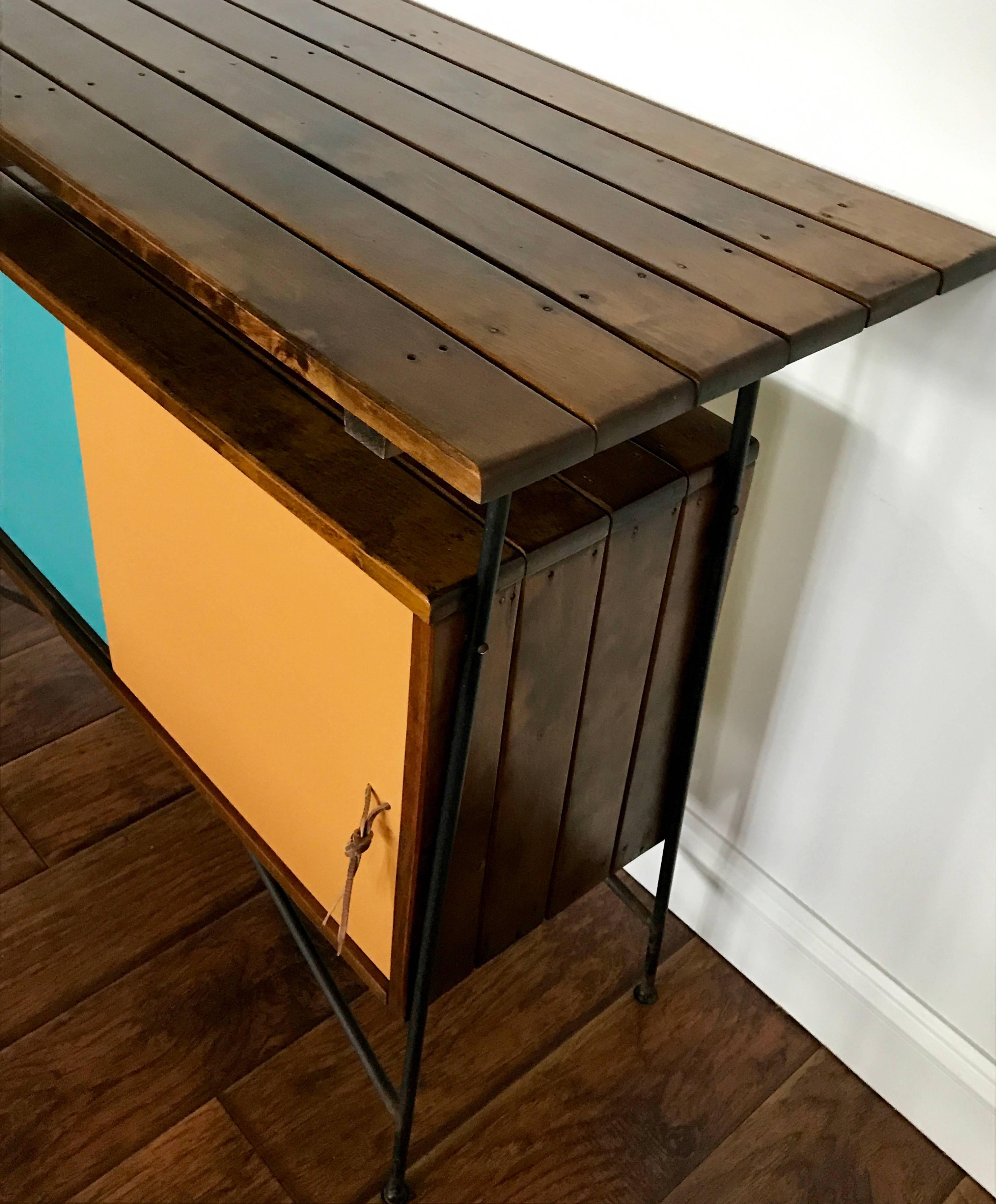 Mid Century Arthur Umanoff Cocktail Bar or Sideboard Credenza for Raymor, 1950's In Good Condition For Sale In Bedford Hills, NY
