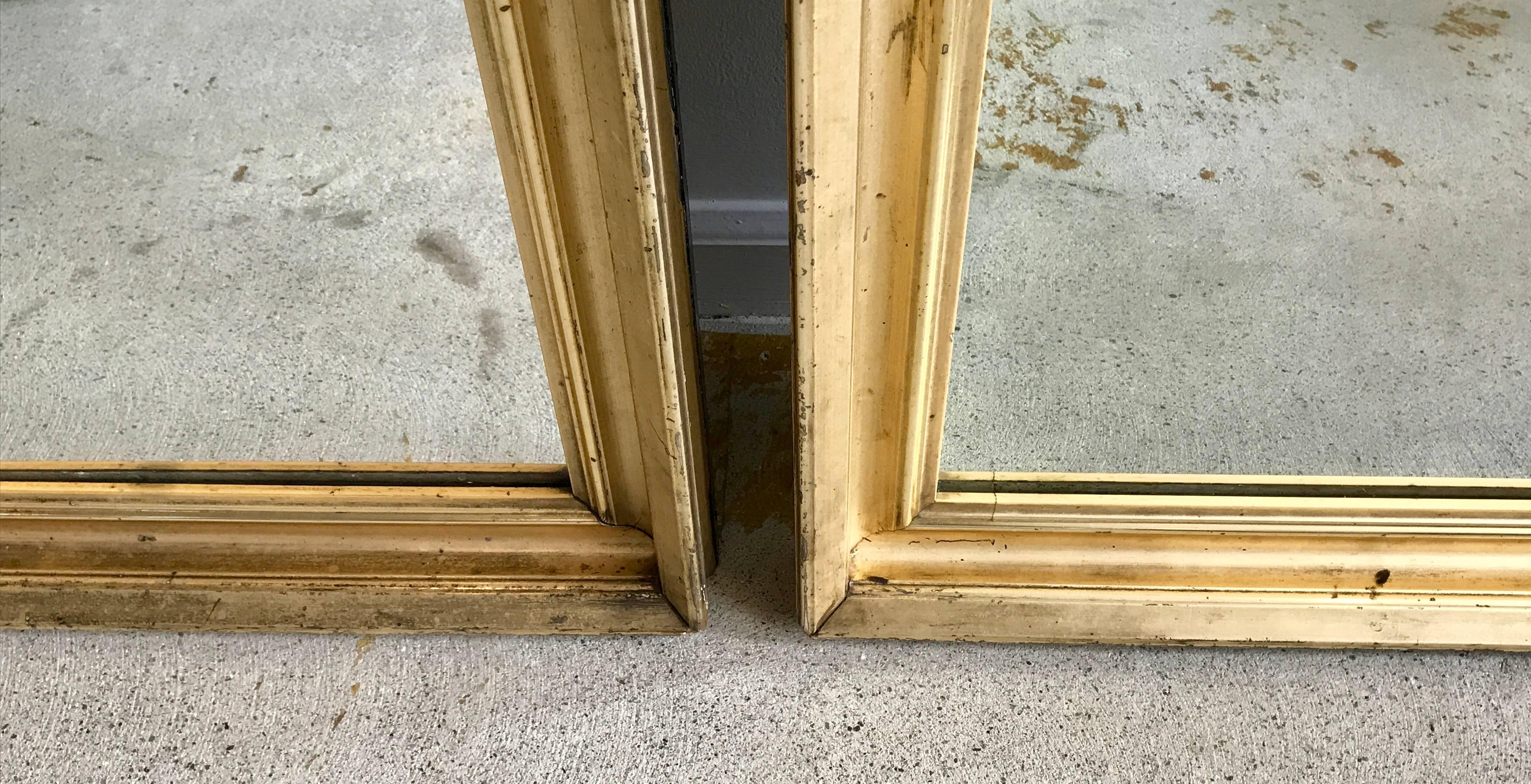 Pair of Hollywood Regency Gold Gilt Mirrors, Mid 20th Century 1