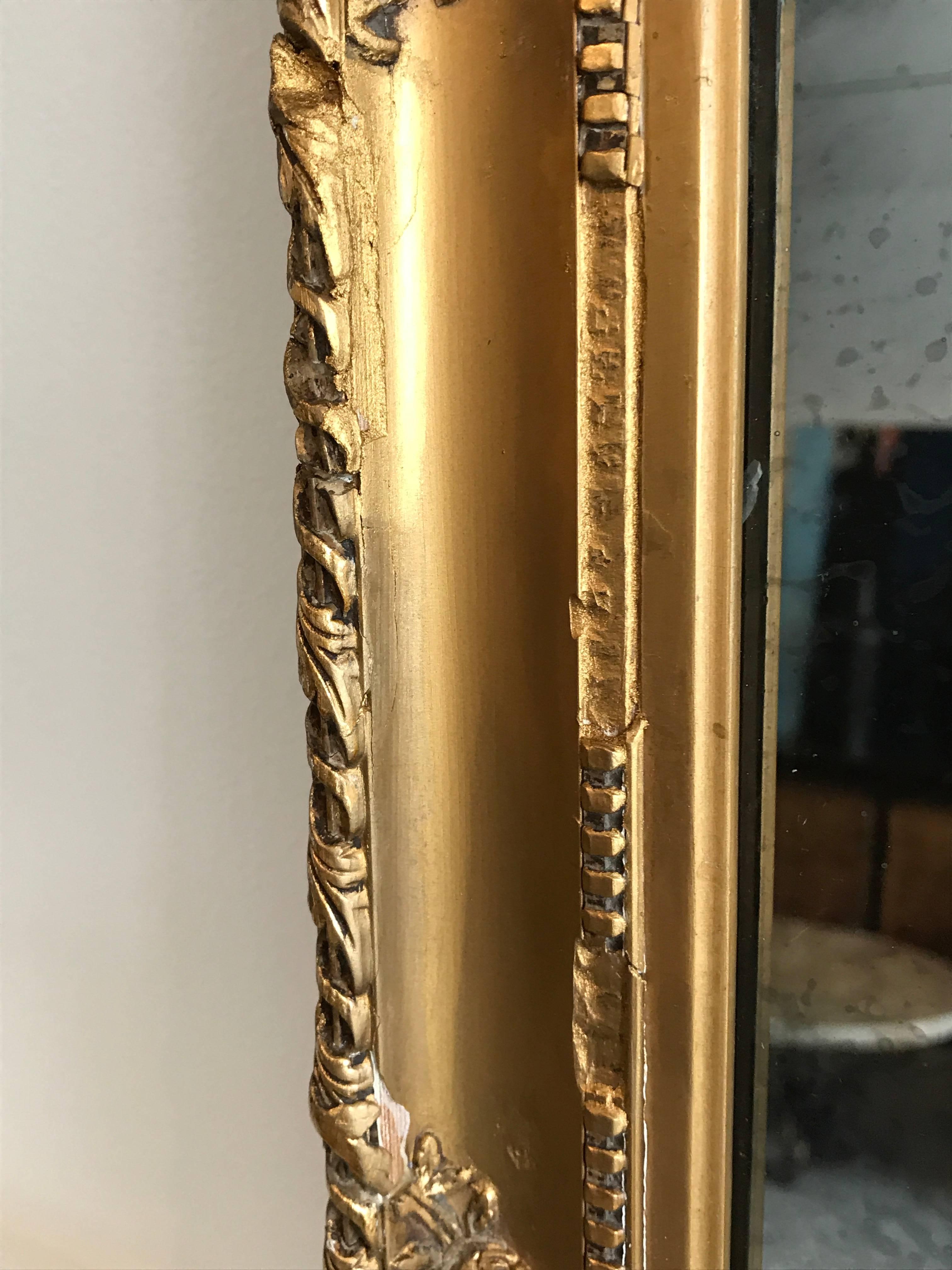 Pair of Small Scale Baroque Gold Gilt Mirrors, Early 20th Century In Good Condition In Bedford Hills, NY