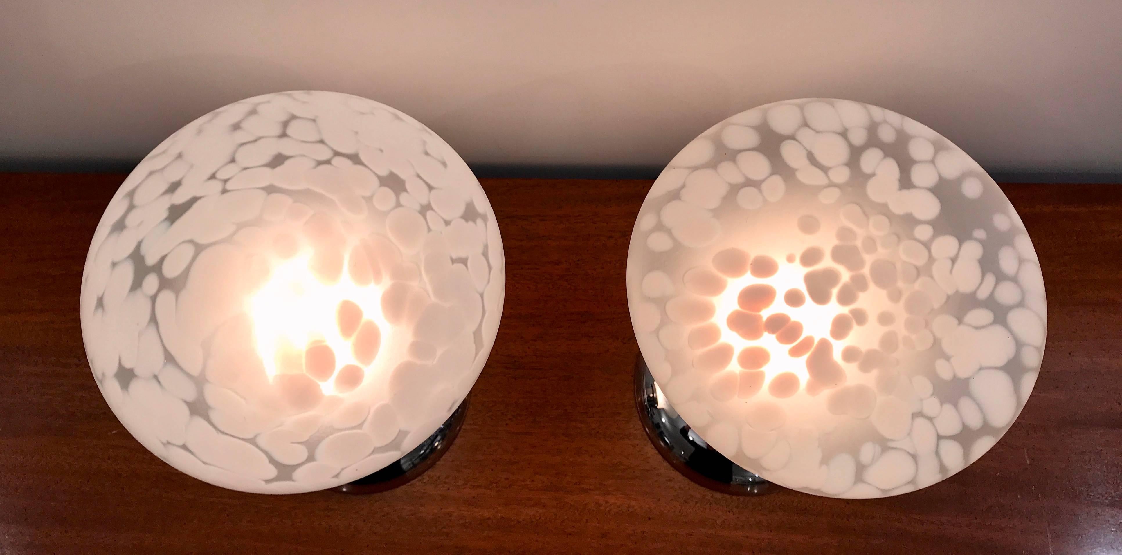 Blown Glass Pair of Art Deco Milk White Murano Glass Table Lamps with Chrome Base, Italy