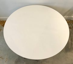 Early Tulip Base Round Coffee Table by Eero Saarinen for Knoll, 1950s