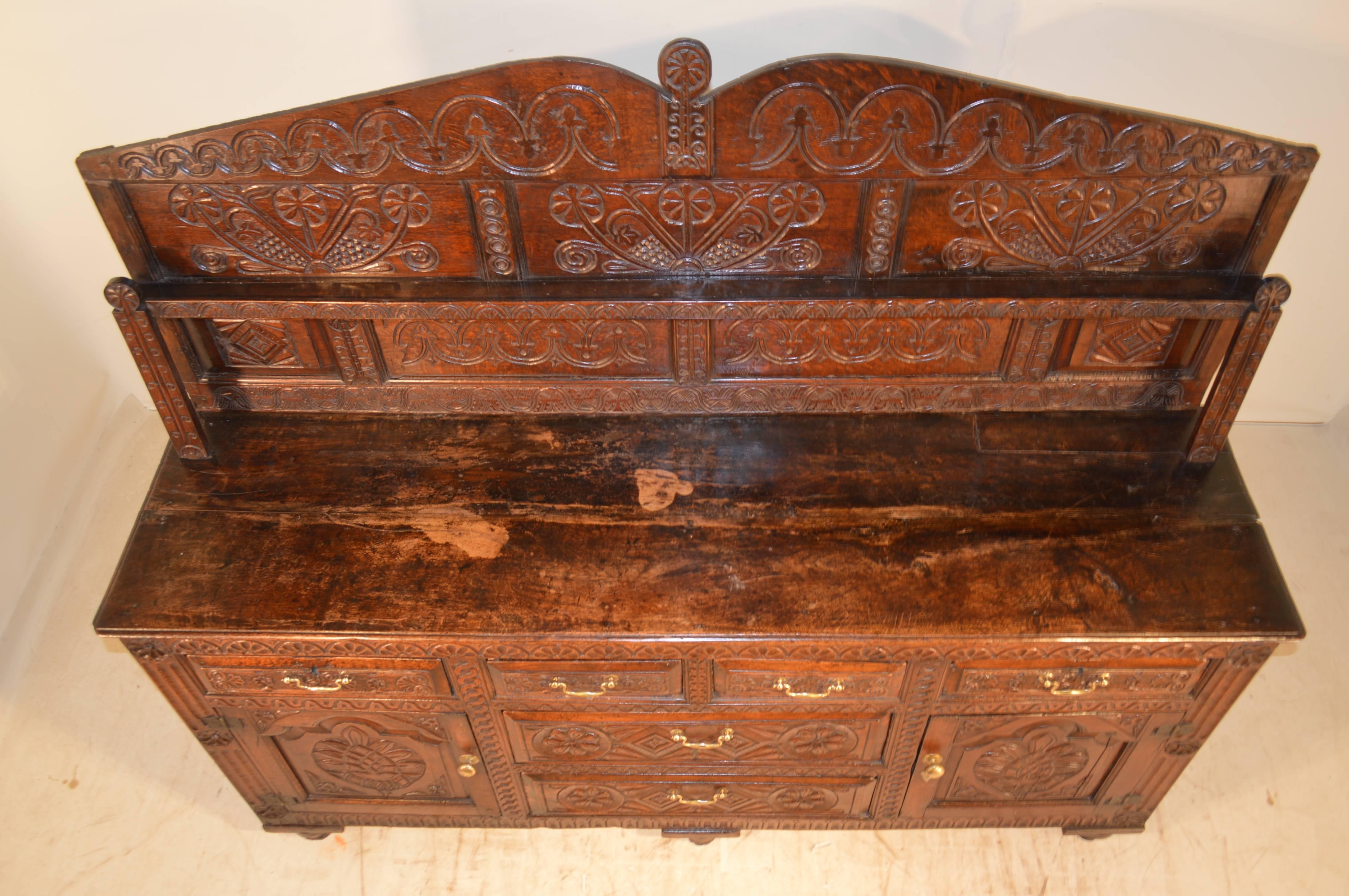 17th Century Welsh Oak Dresser In Excellent Condition In High Point, NC