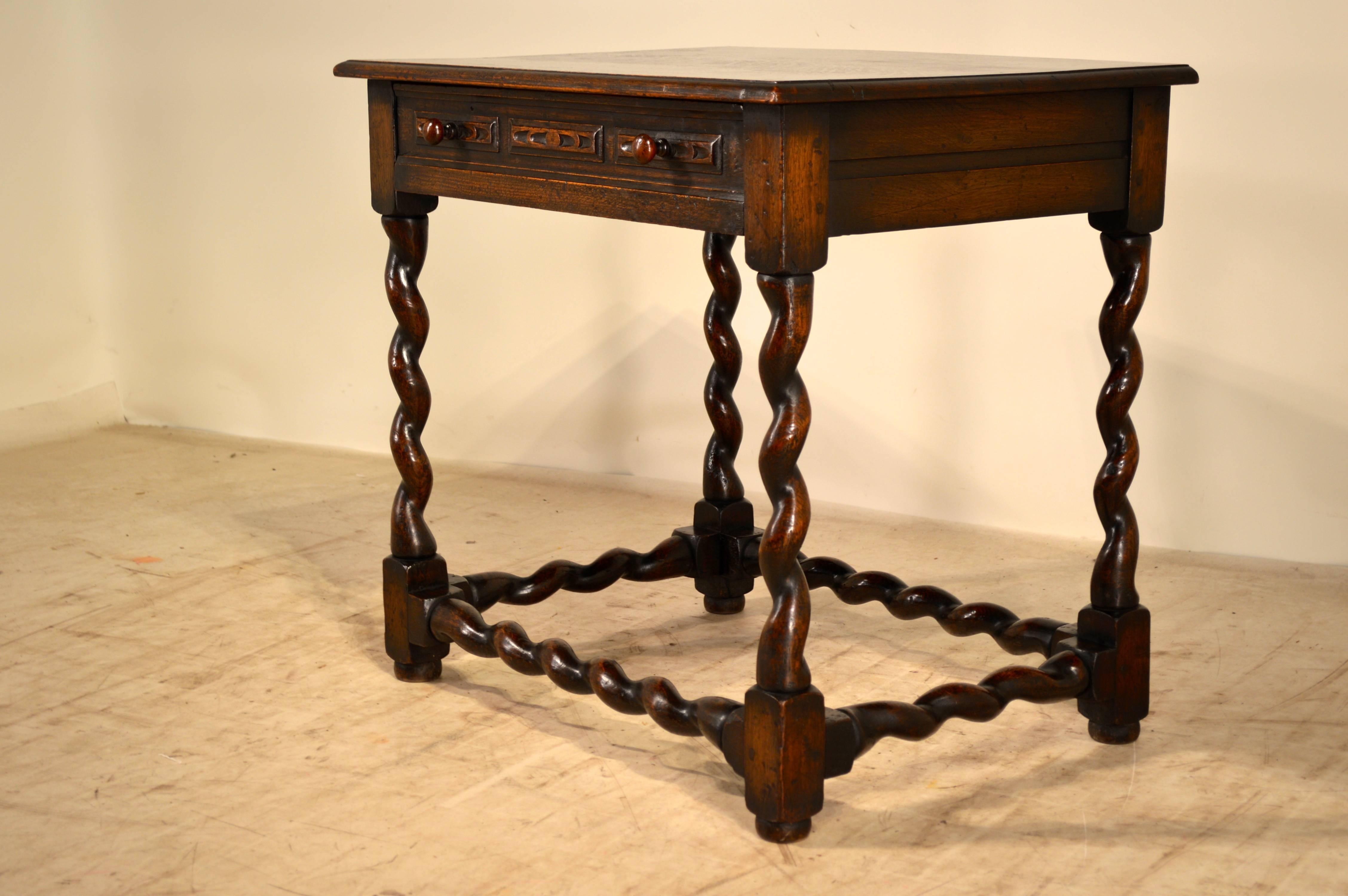 19th Century English Oak Side Table with Unusual Twist In Excellent Condition In High Point, NC