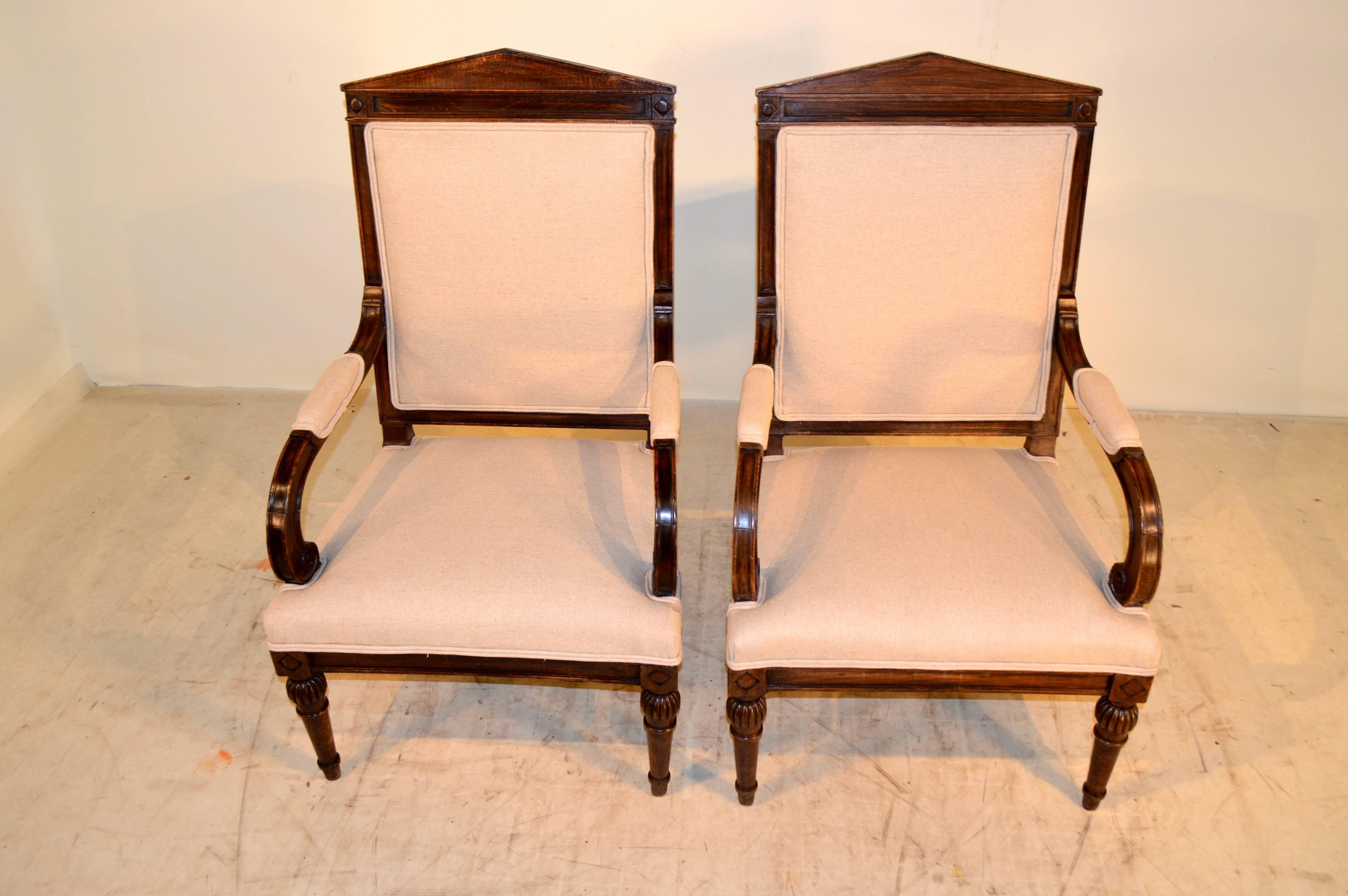 Victorian 19th Century Pair of English Armchairs