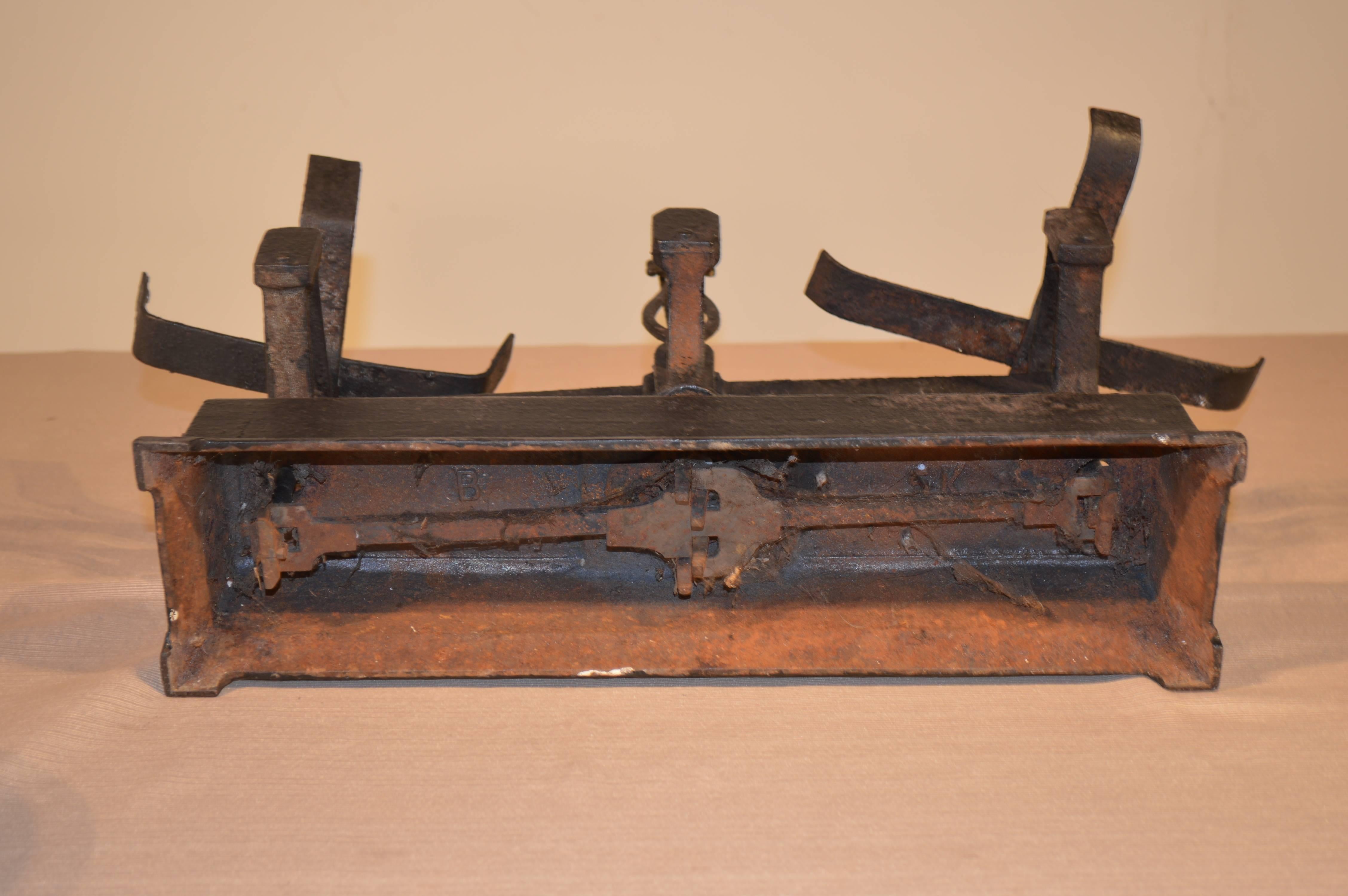 19th Century French Scale In Excellent Condition In High Point, NC