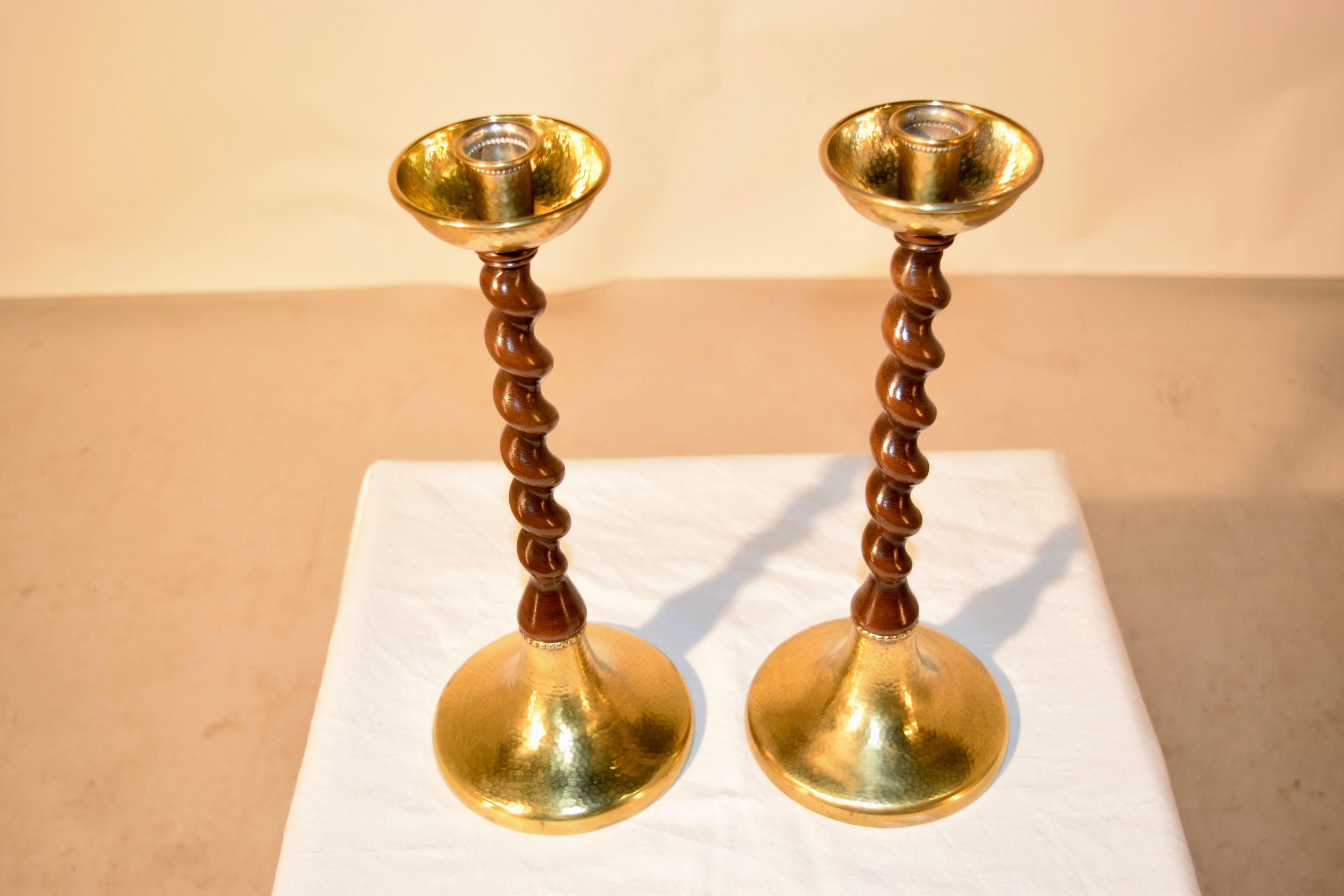 Victorian 19th Century Pair of Walnut Candlesticks For Sale