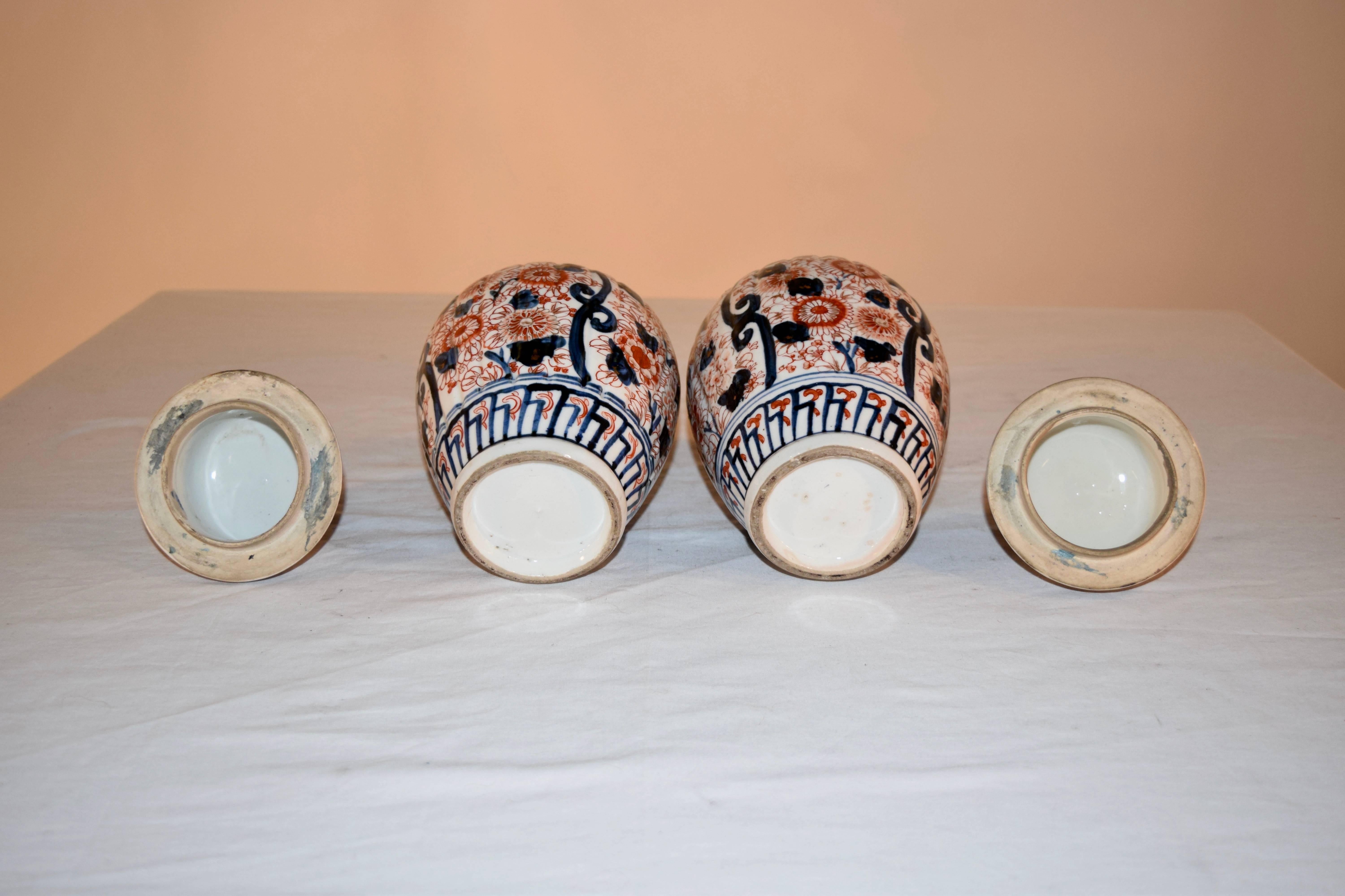 19th Century Pair of Small Imari Jars In Good Condition In High Point, NC