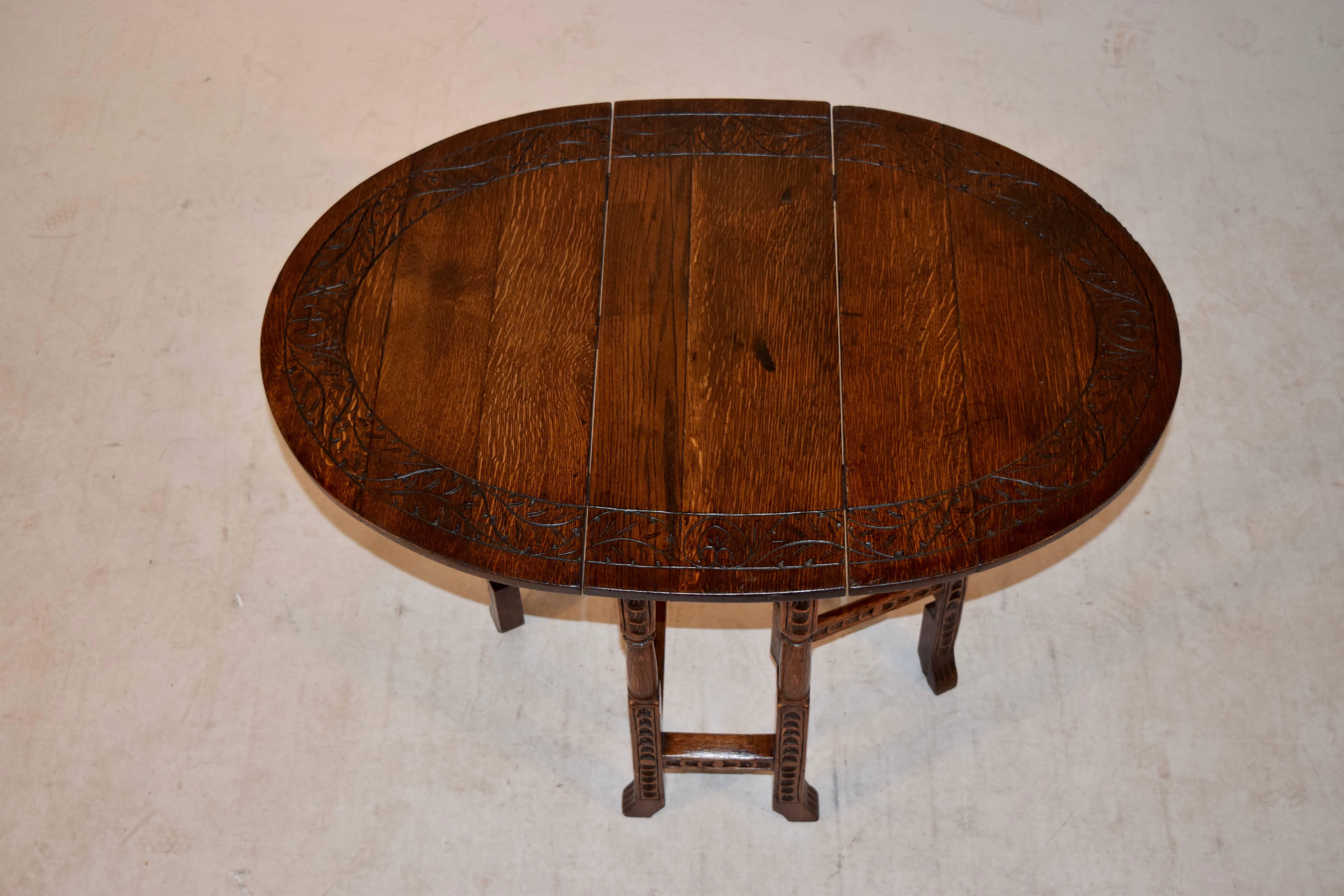 Oak 19th Century English Gate-Leg Table For Sale