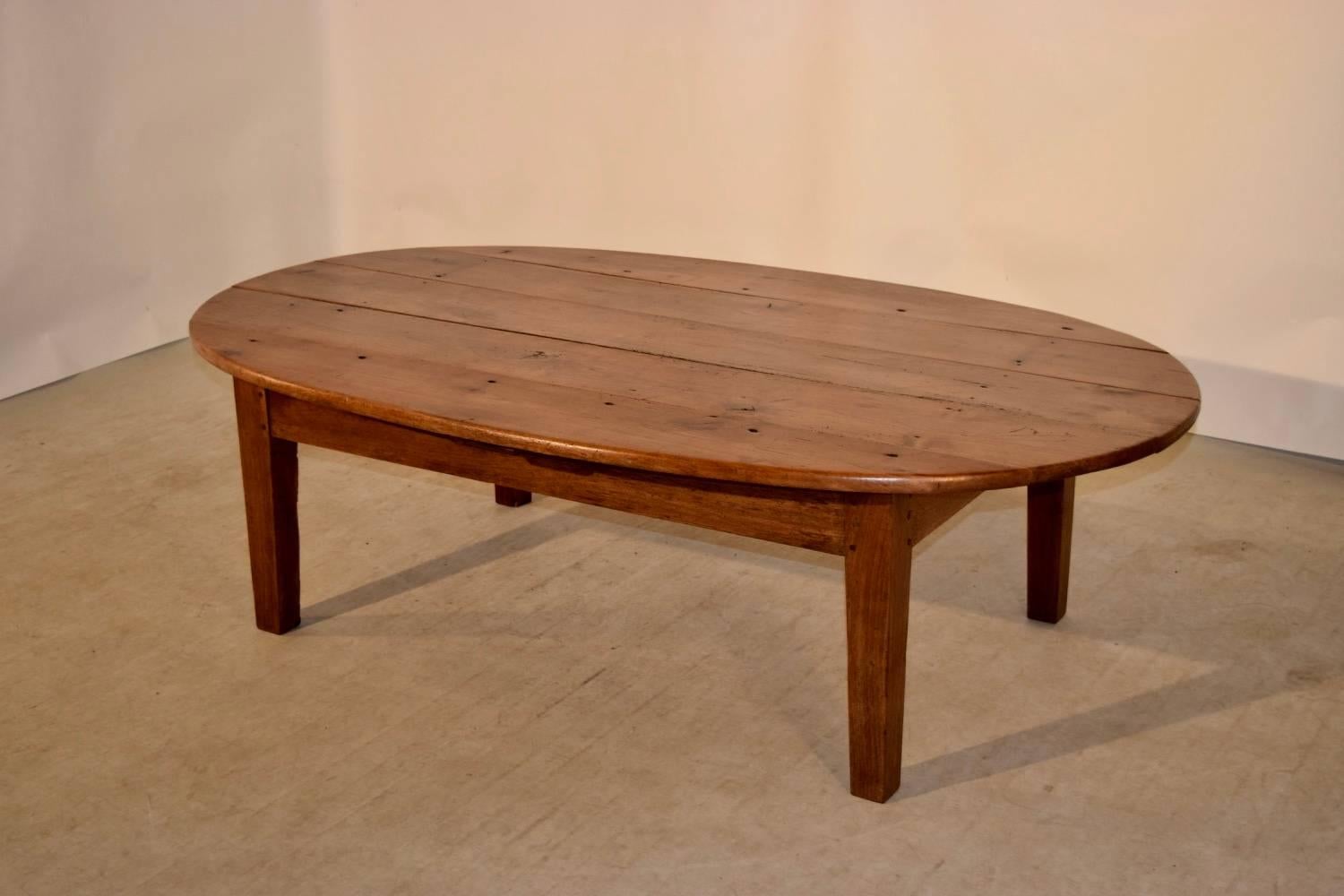 Country Early 19th Century Oval Coffee Table