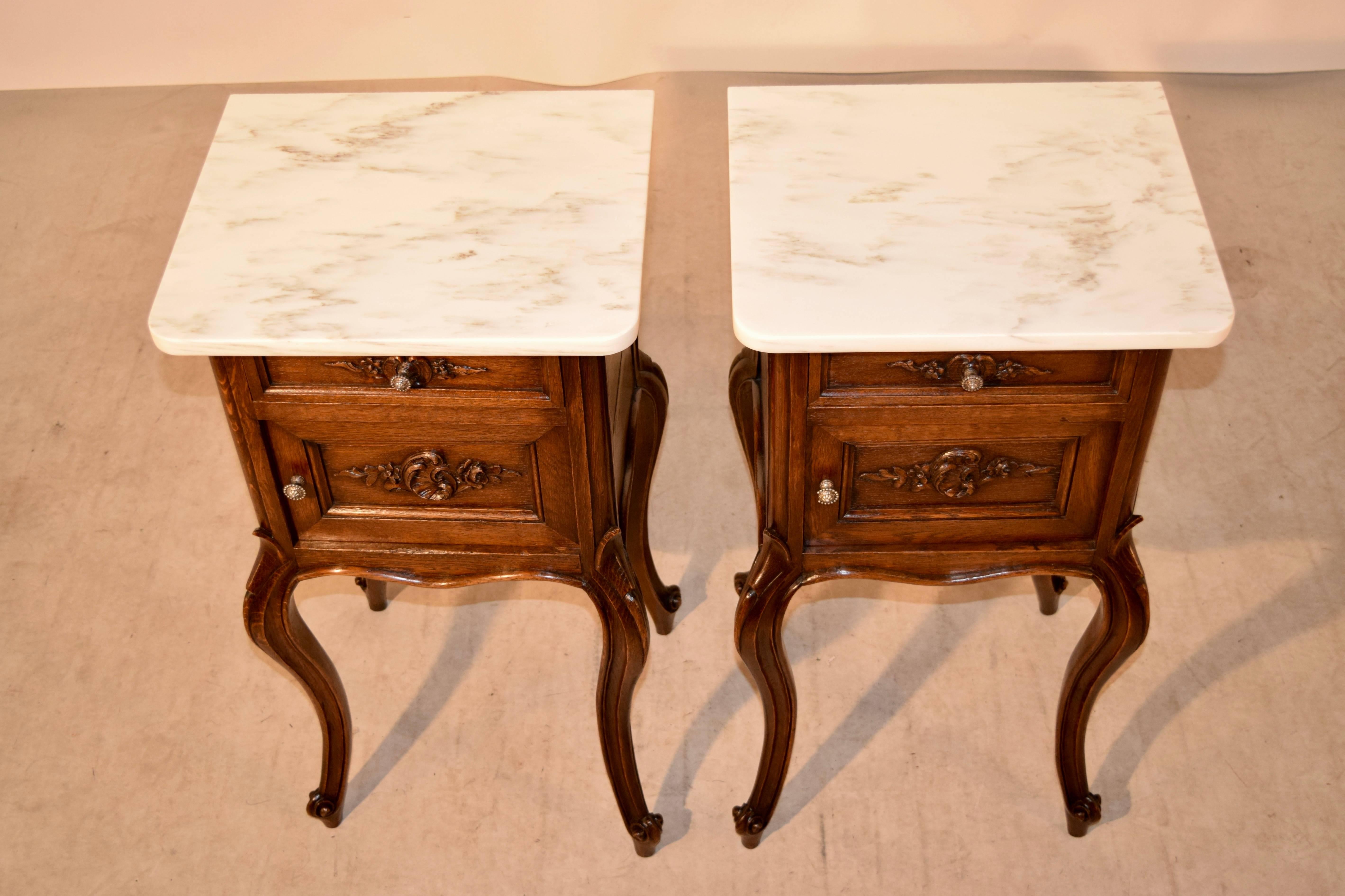19th Century Pair of French Bedsides 1