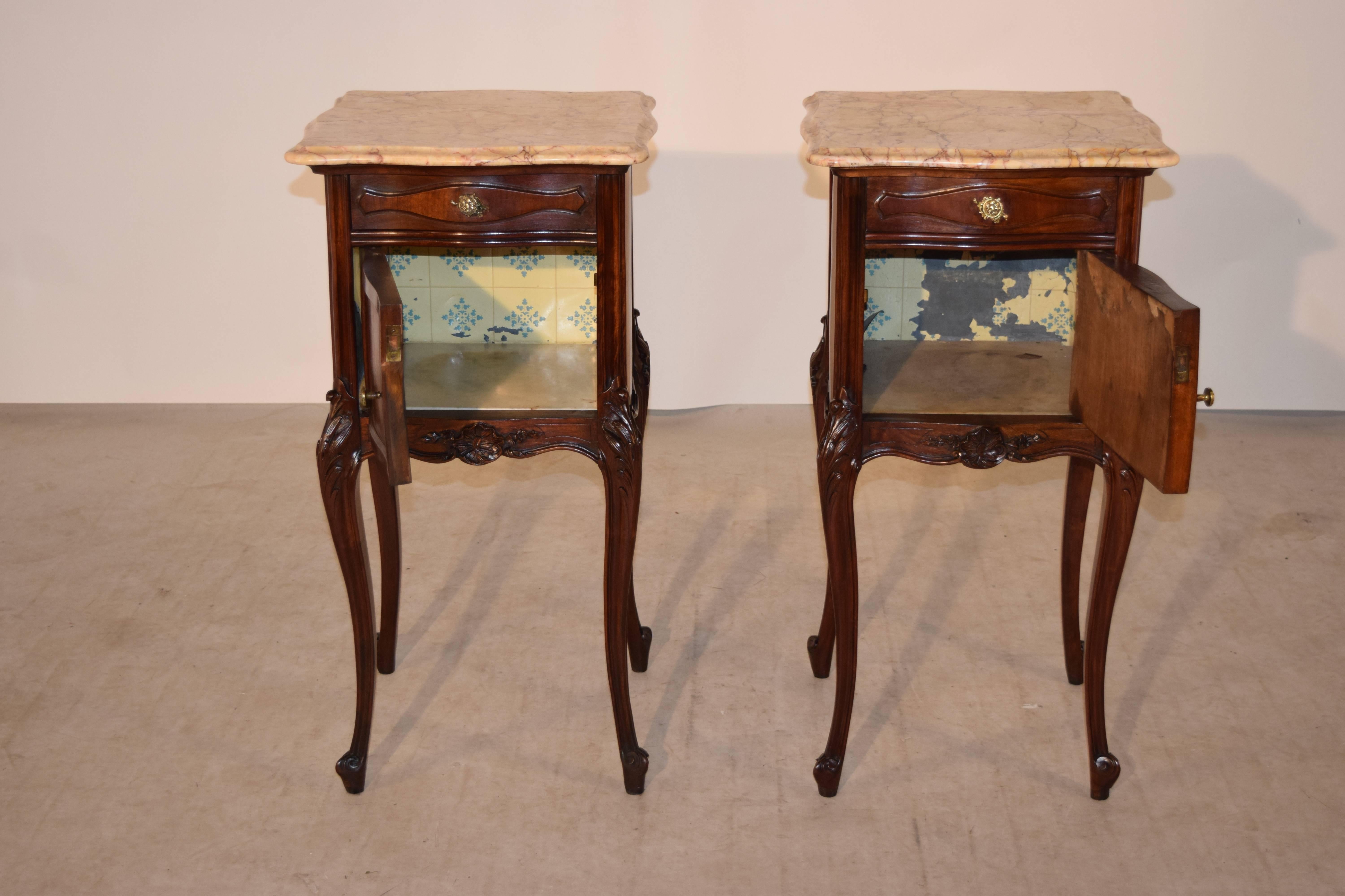 Louis XV 19th Century Pair of French Bedside Tables