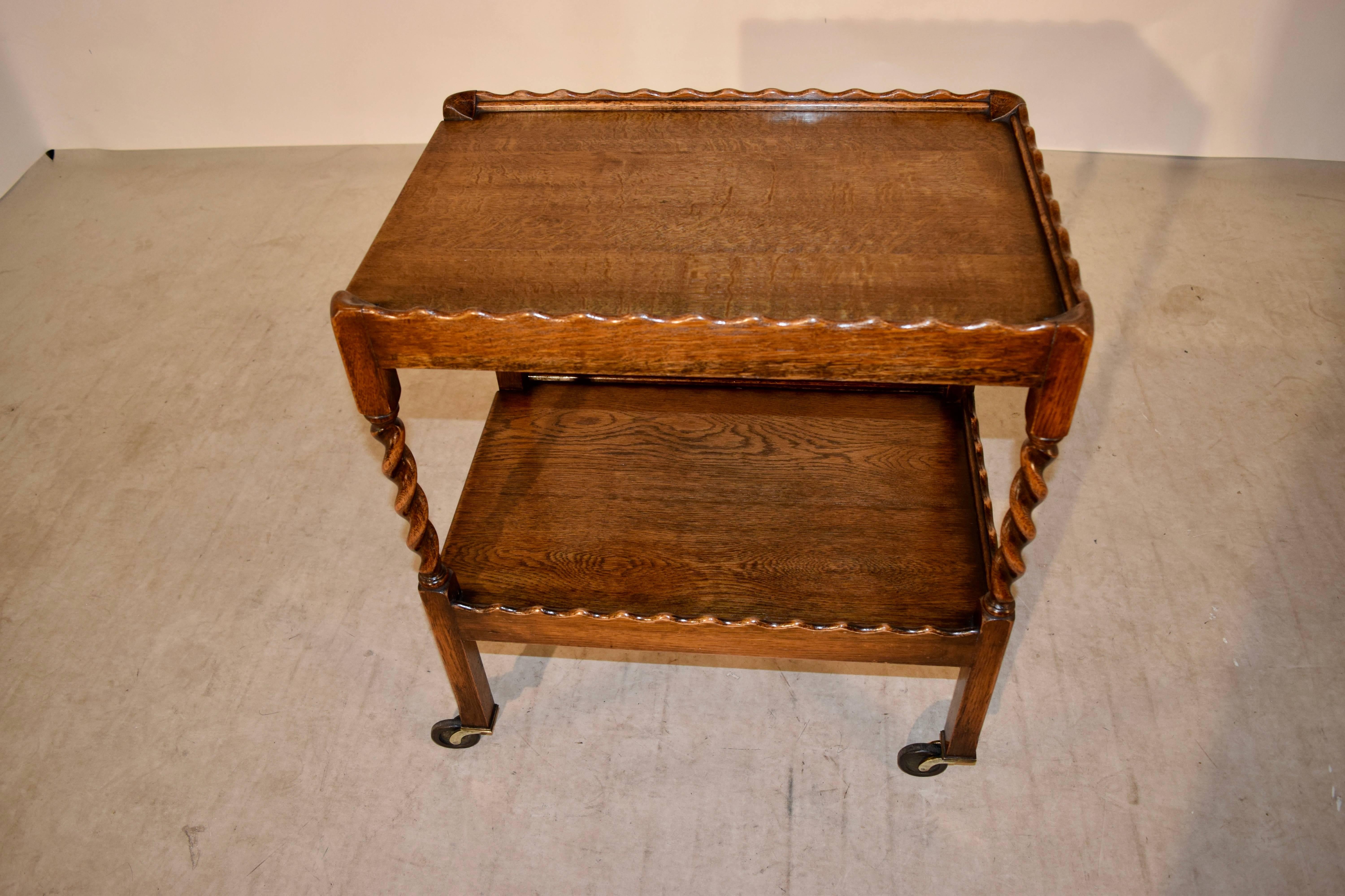 Oak 19th Century English Scalloped Drinks Cart