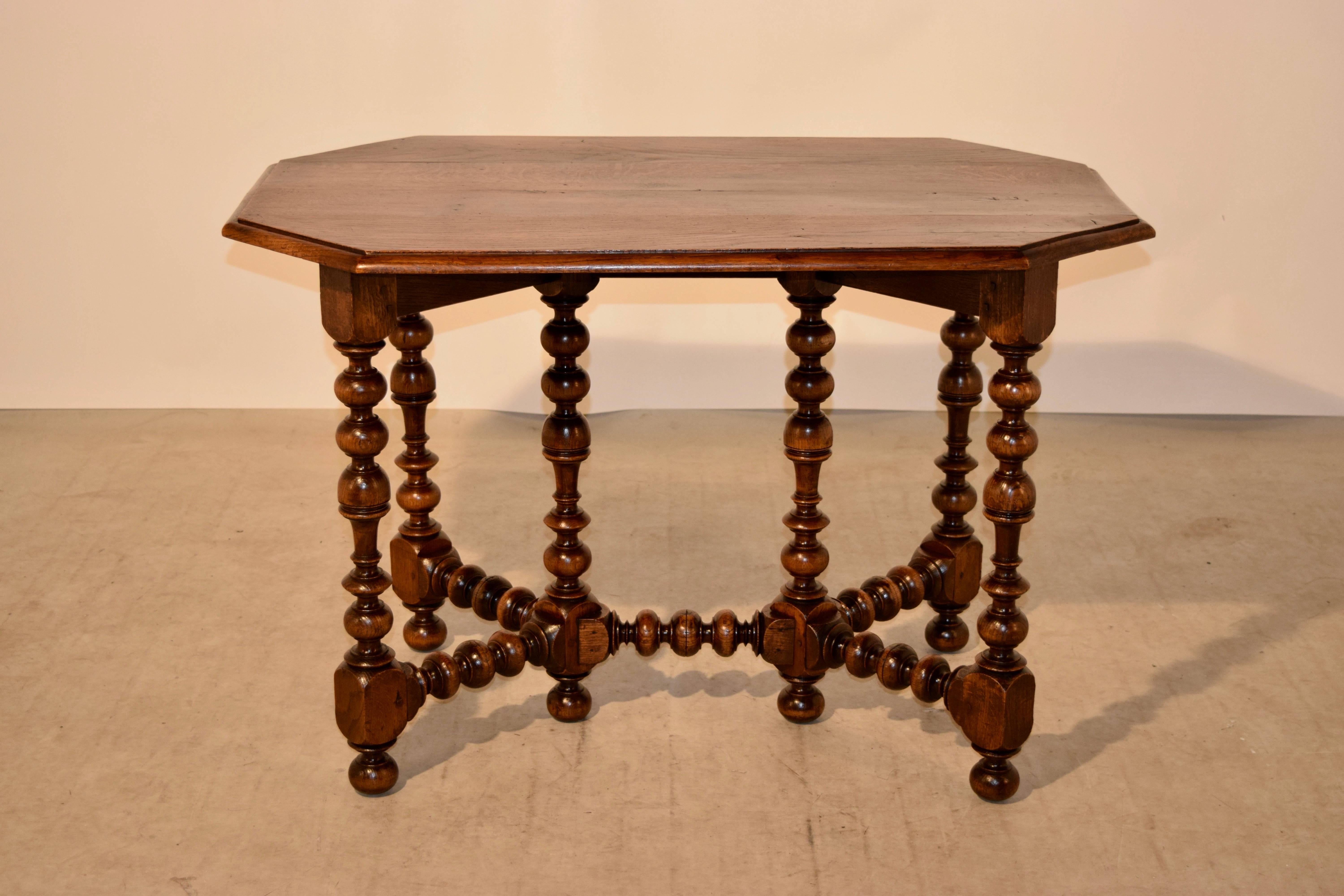 19th Century French Centre Table In Good Condition In High Point, NC