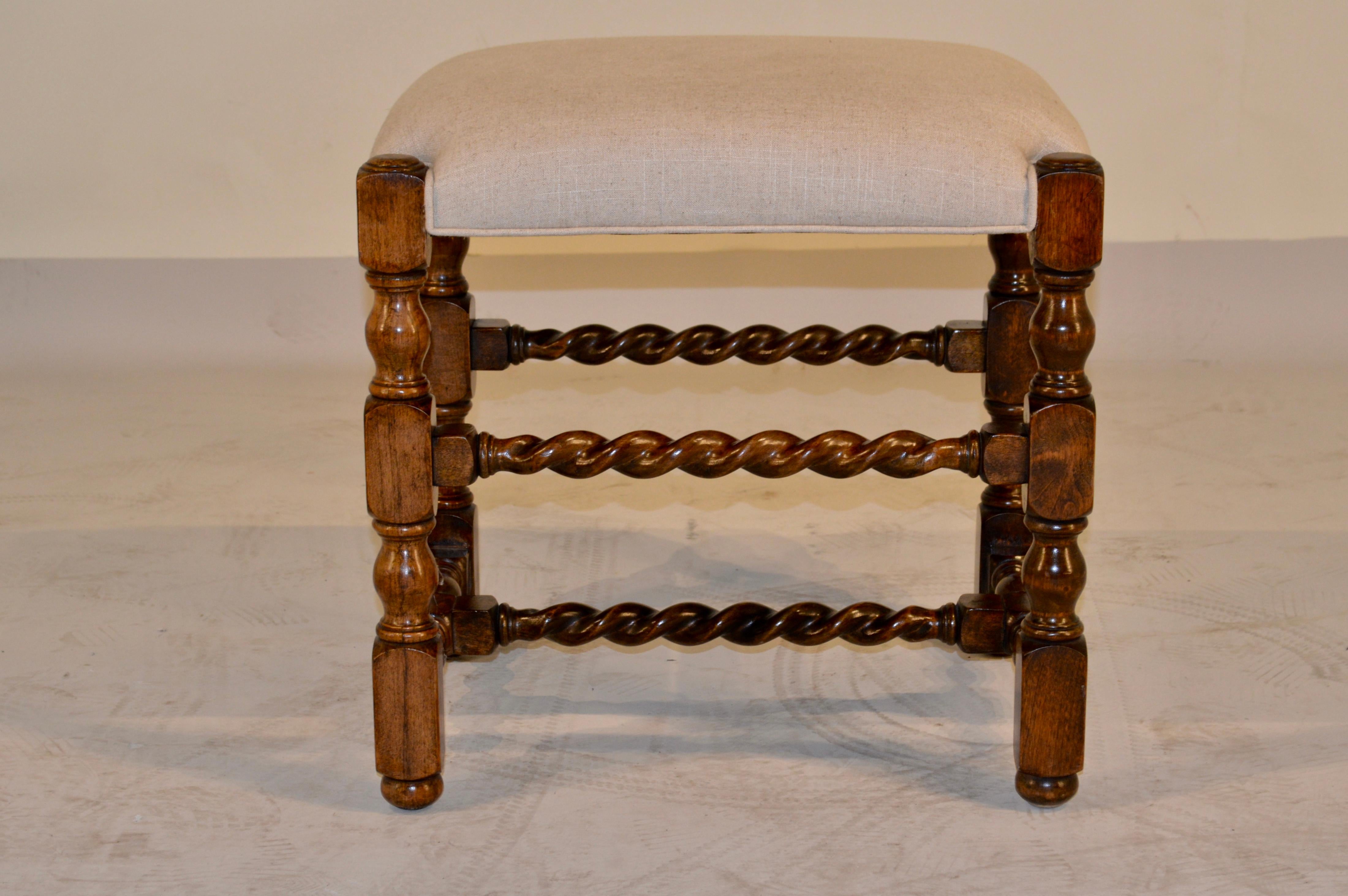 19th Century English Oak Turned Stool In Good Condition In High Point, NC