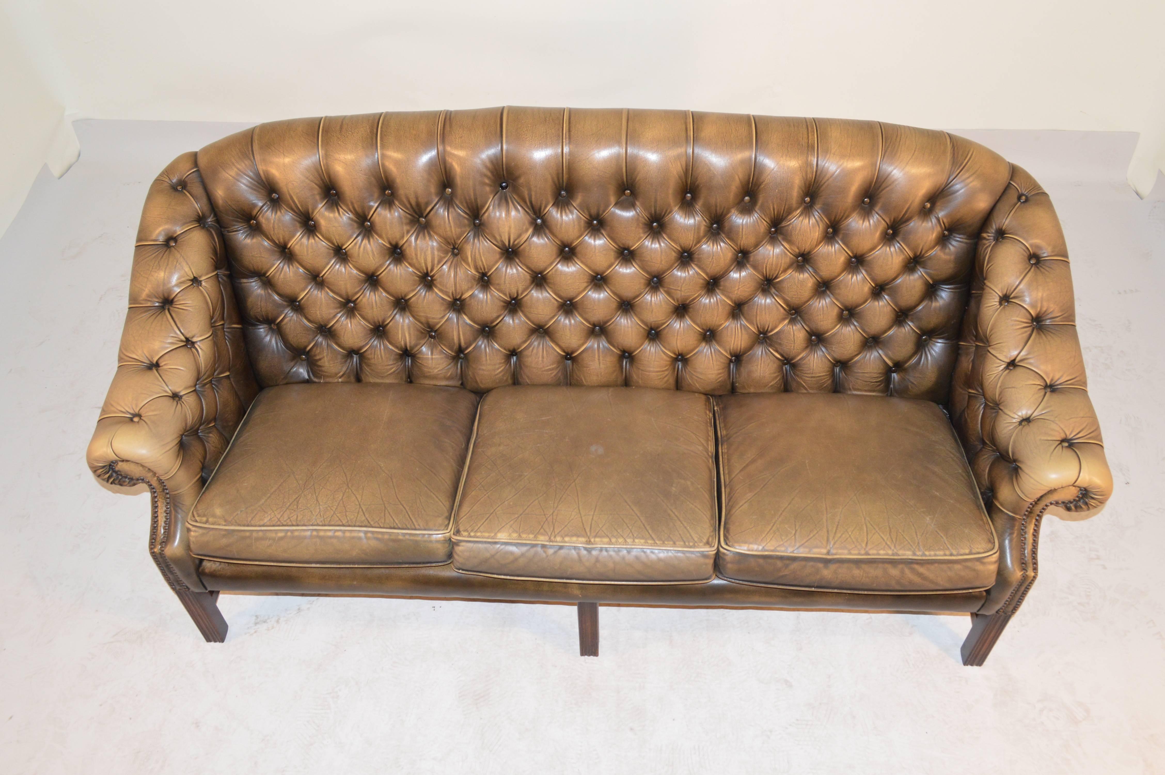 English Leather Chesterfield Sofa, circa 1950 1