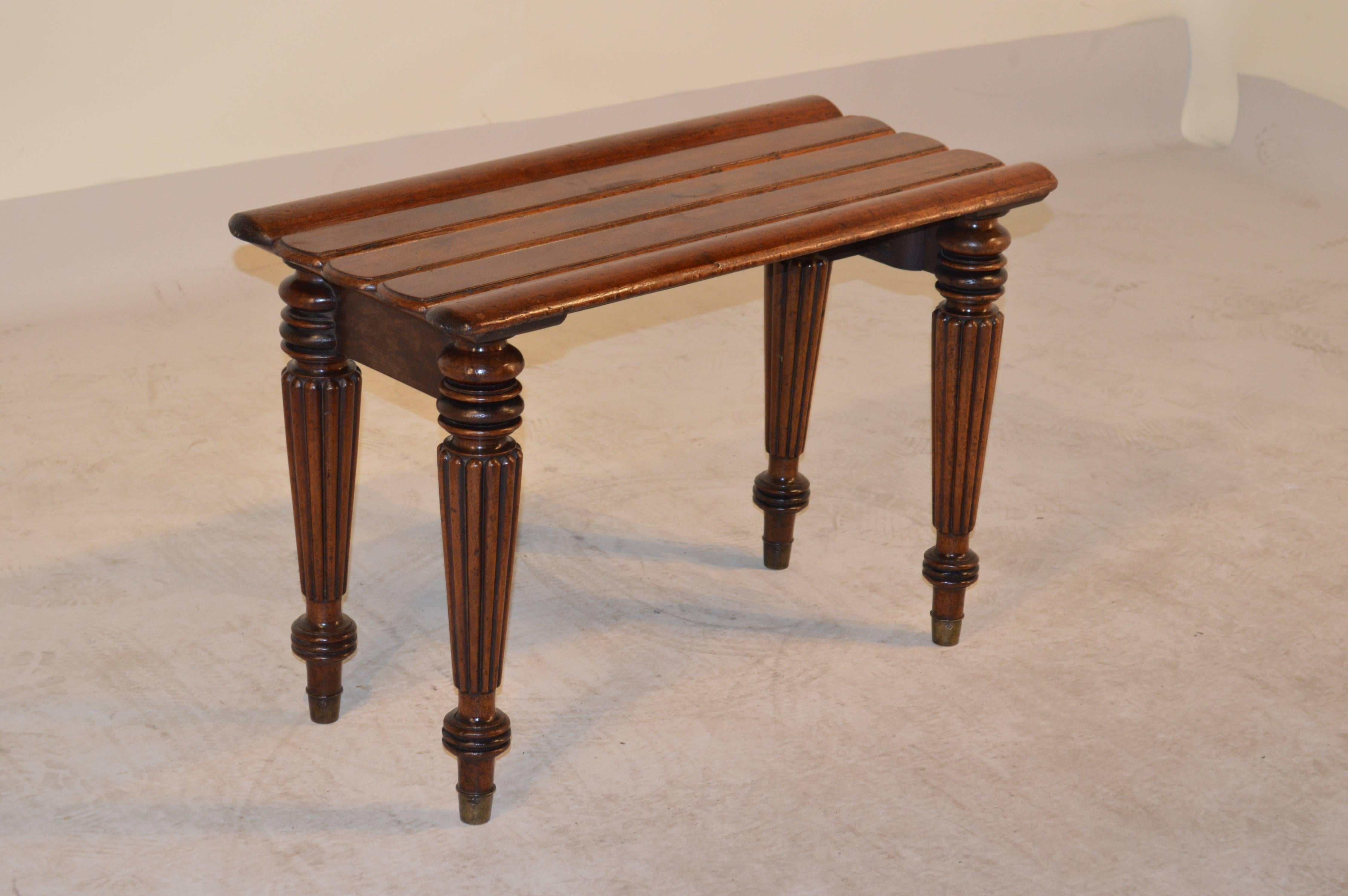 Early Victorian 19th Century English Mahogany Luggage Stand