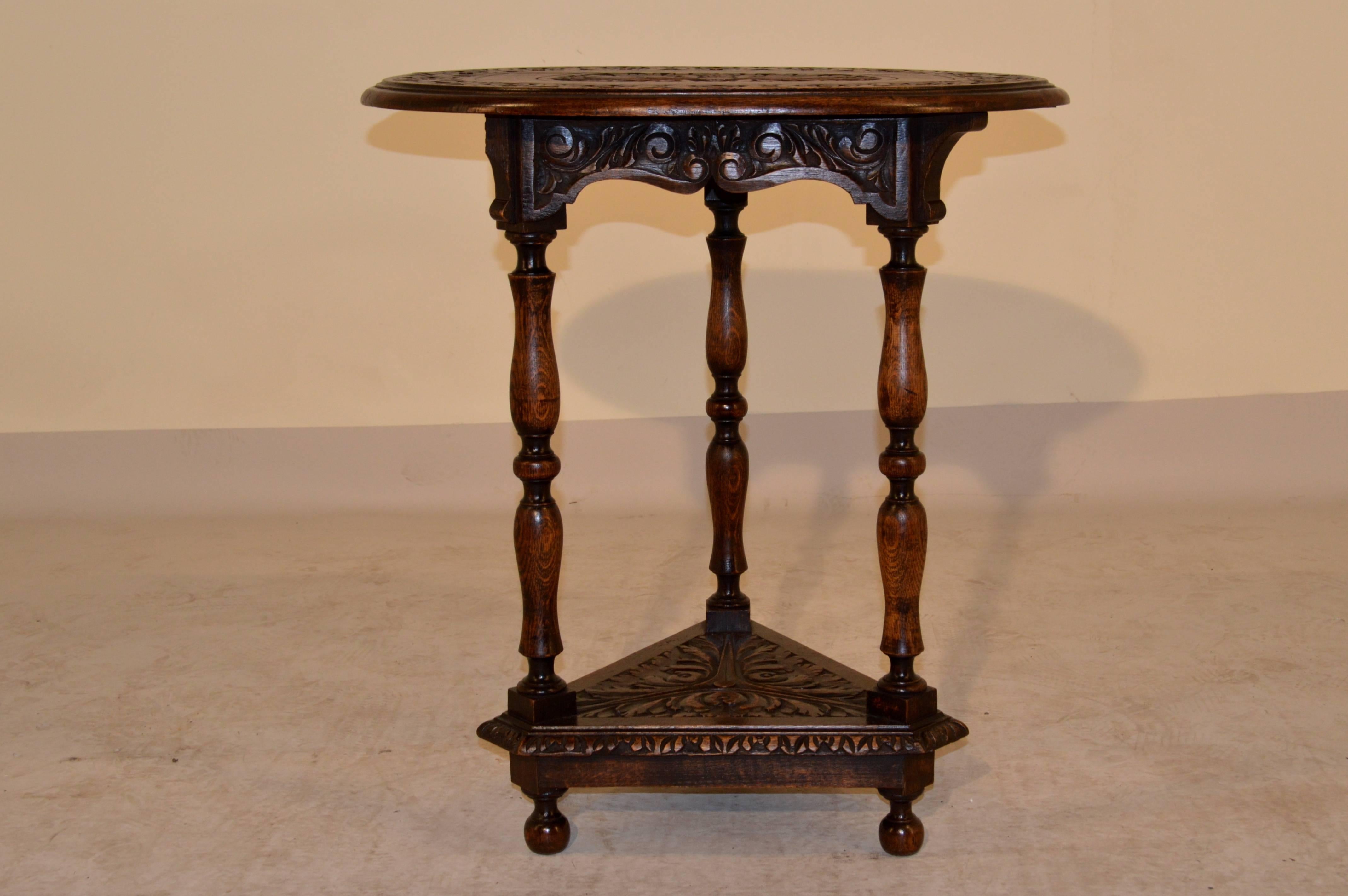 Victorian 19th Century English Oak Oval Side Table