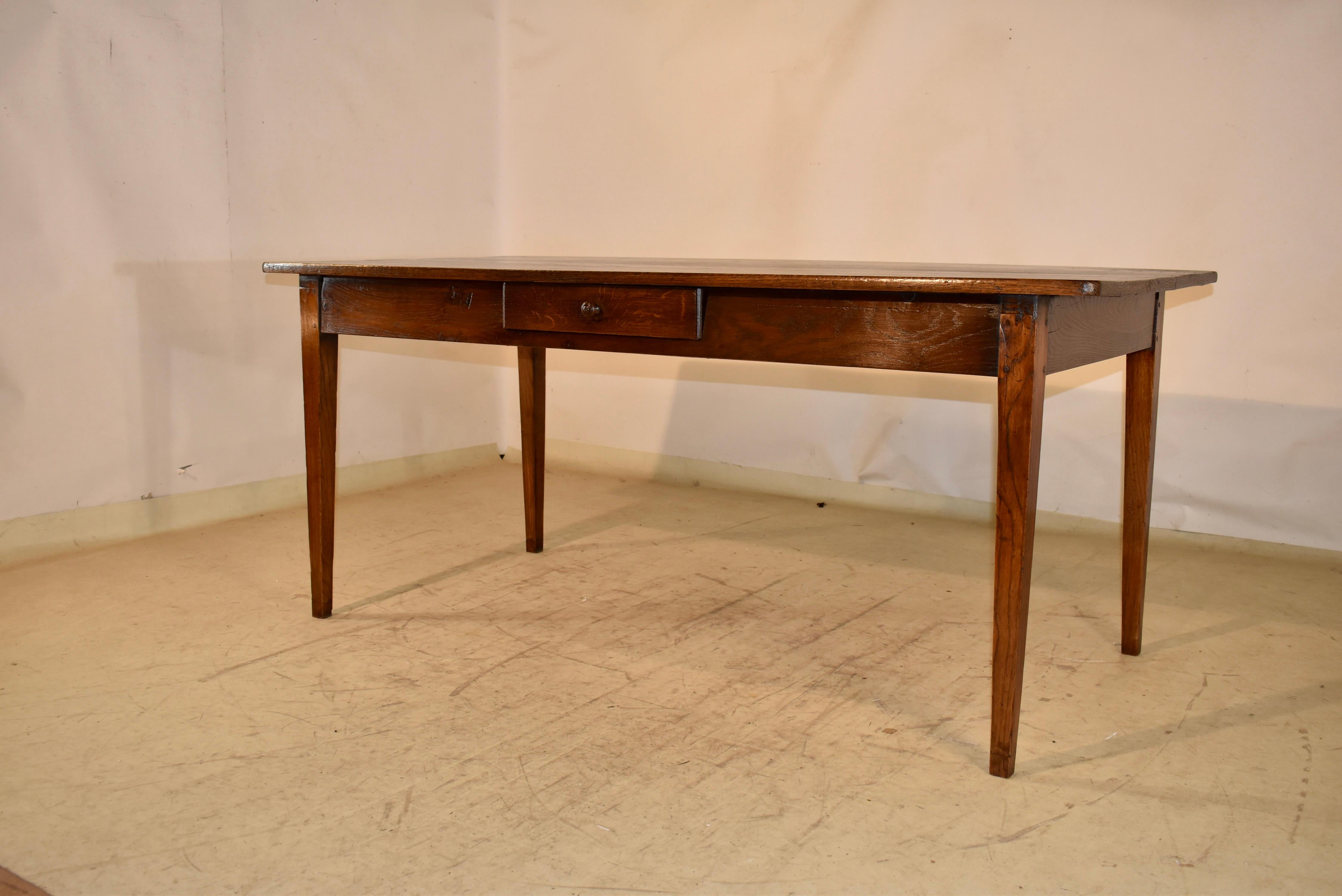18th Century Chestnut Farm Table from France In Good Condition For Sale In High Point, NC
