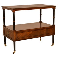 Tavolino a più ripiani in mogano intarsiato della collezione Beacon Hill, anni '60 circa