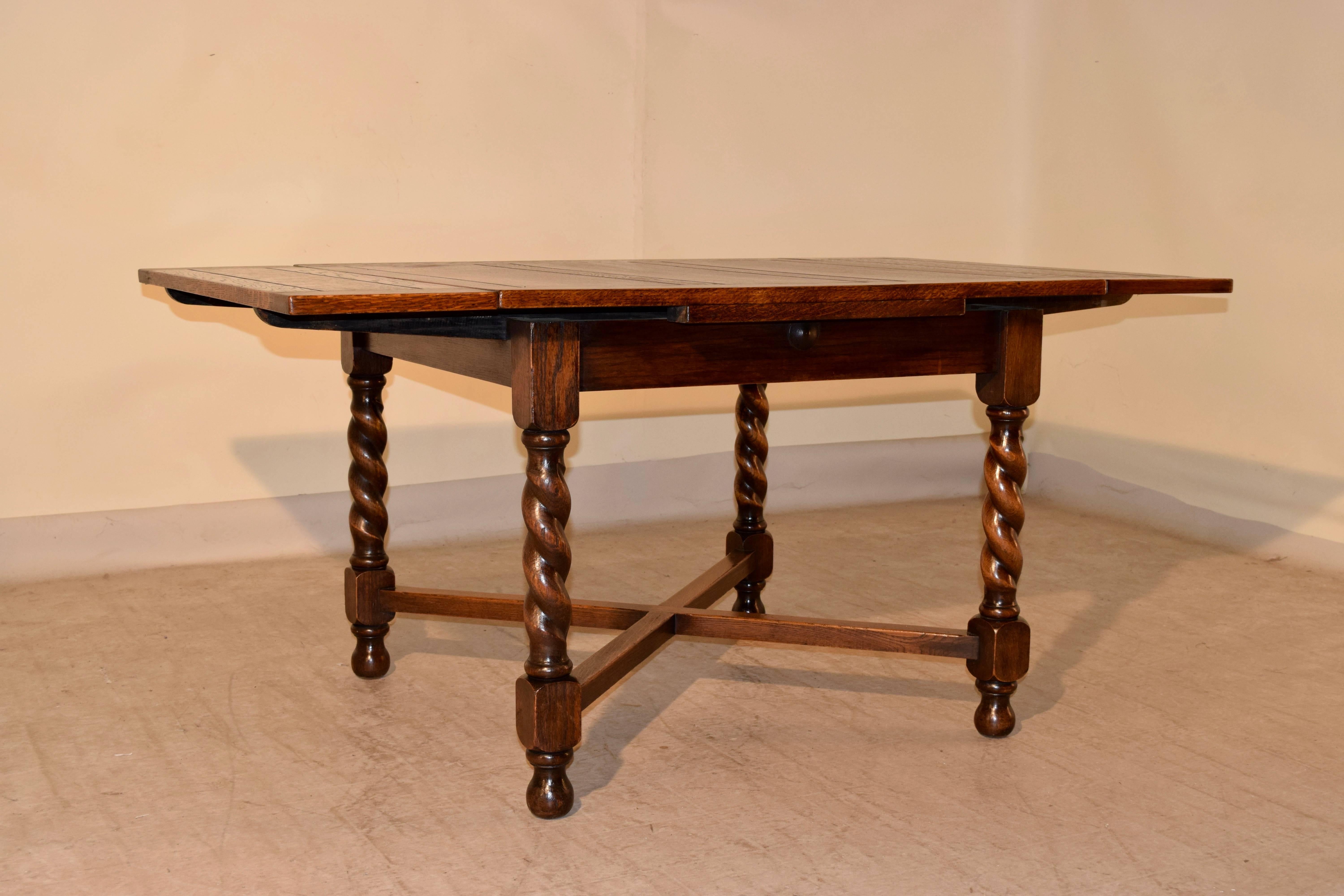 19th Century English Oak Drawleaf Table 1