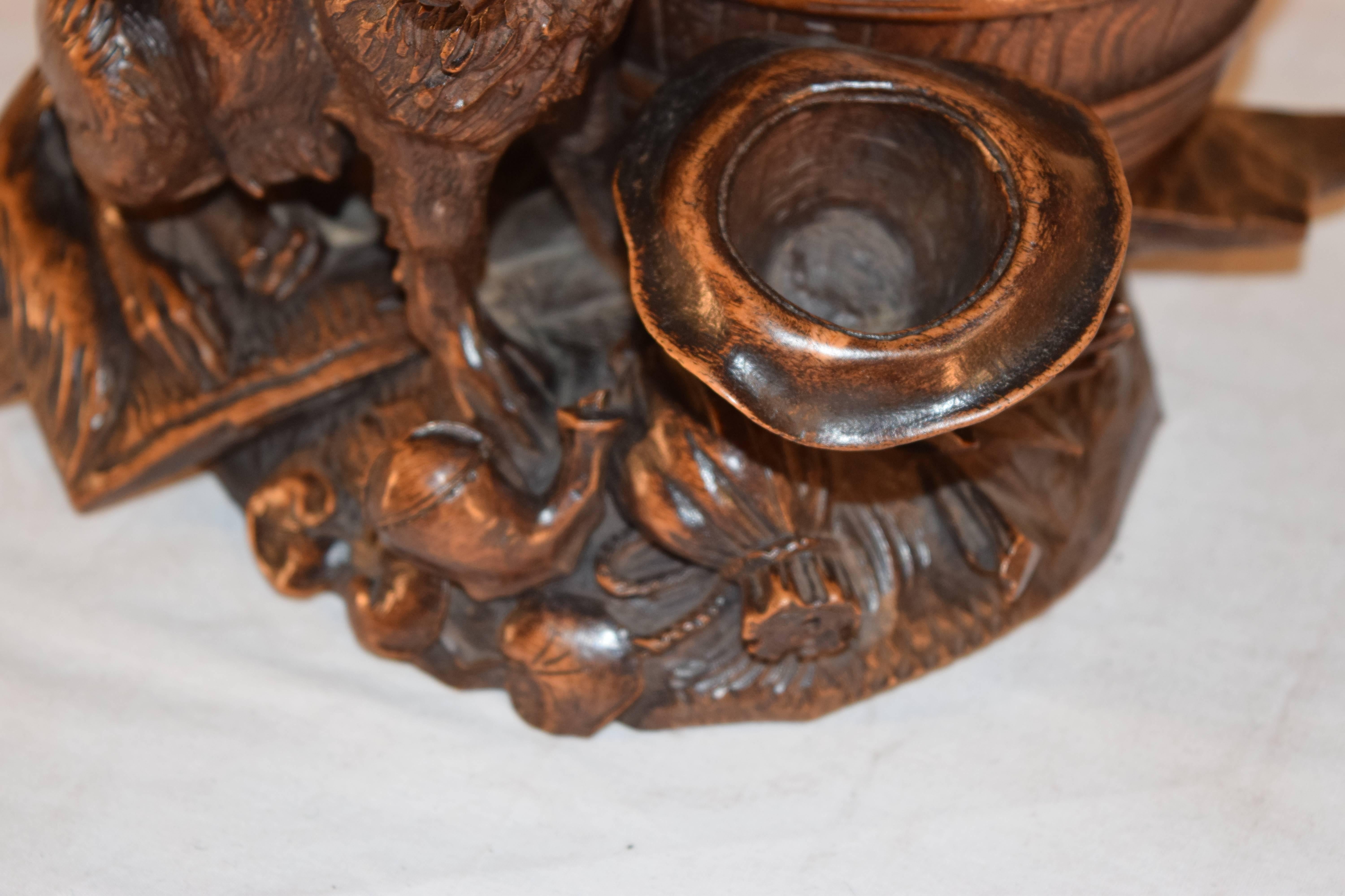 19th Century Black Forest Carved Humidor For Sale 1