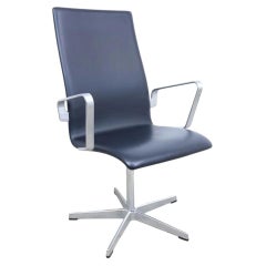 Fritz Hansen Oxford Classic Black Leather Swivel Chair by Arne Jacobsen
