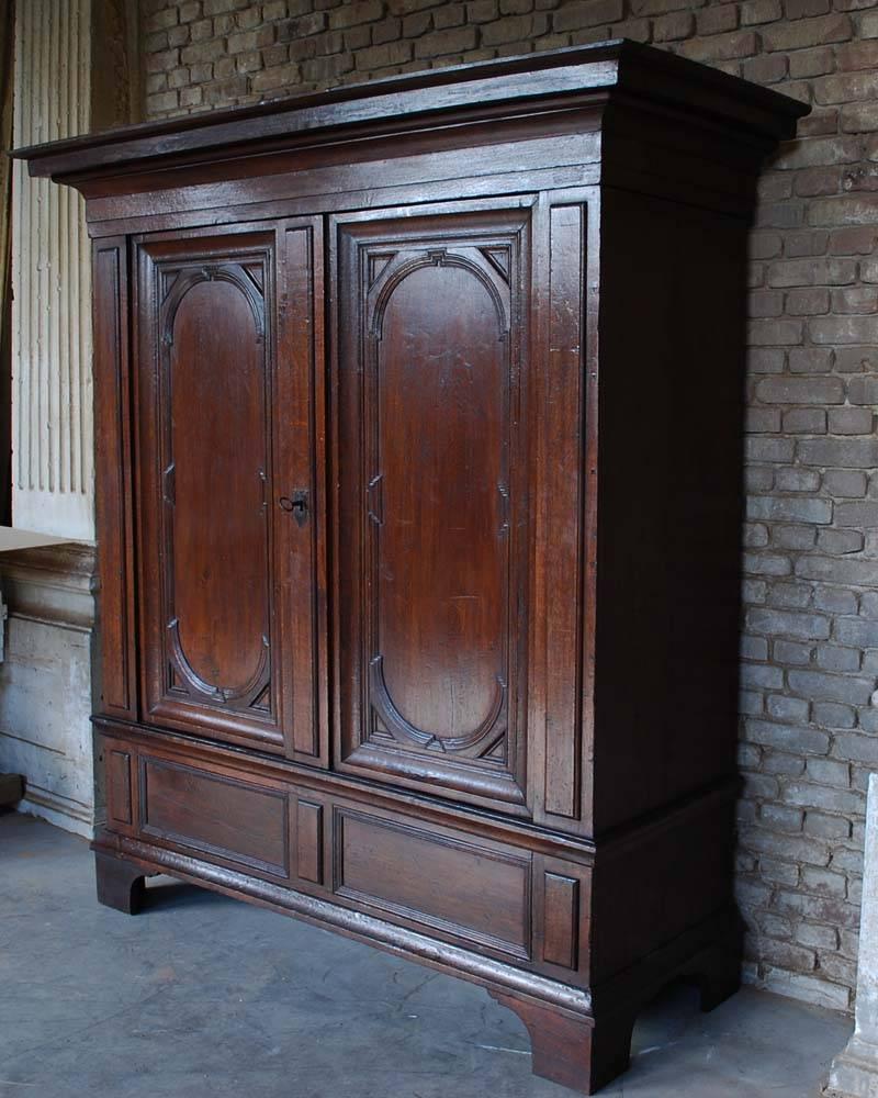 18th century cabinet made from oakwood.
Originates Germany, Nienburg, dating circa 1750.