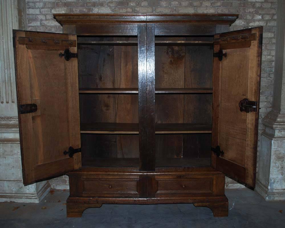 19th Century Oakwood Cabinet For Sale 2
