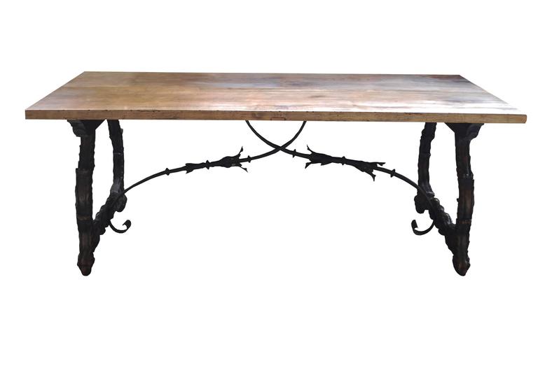17th Century Spanish Walnut Wood Table For Sale at 1stDibs walnut