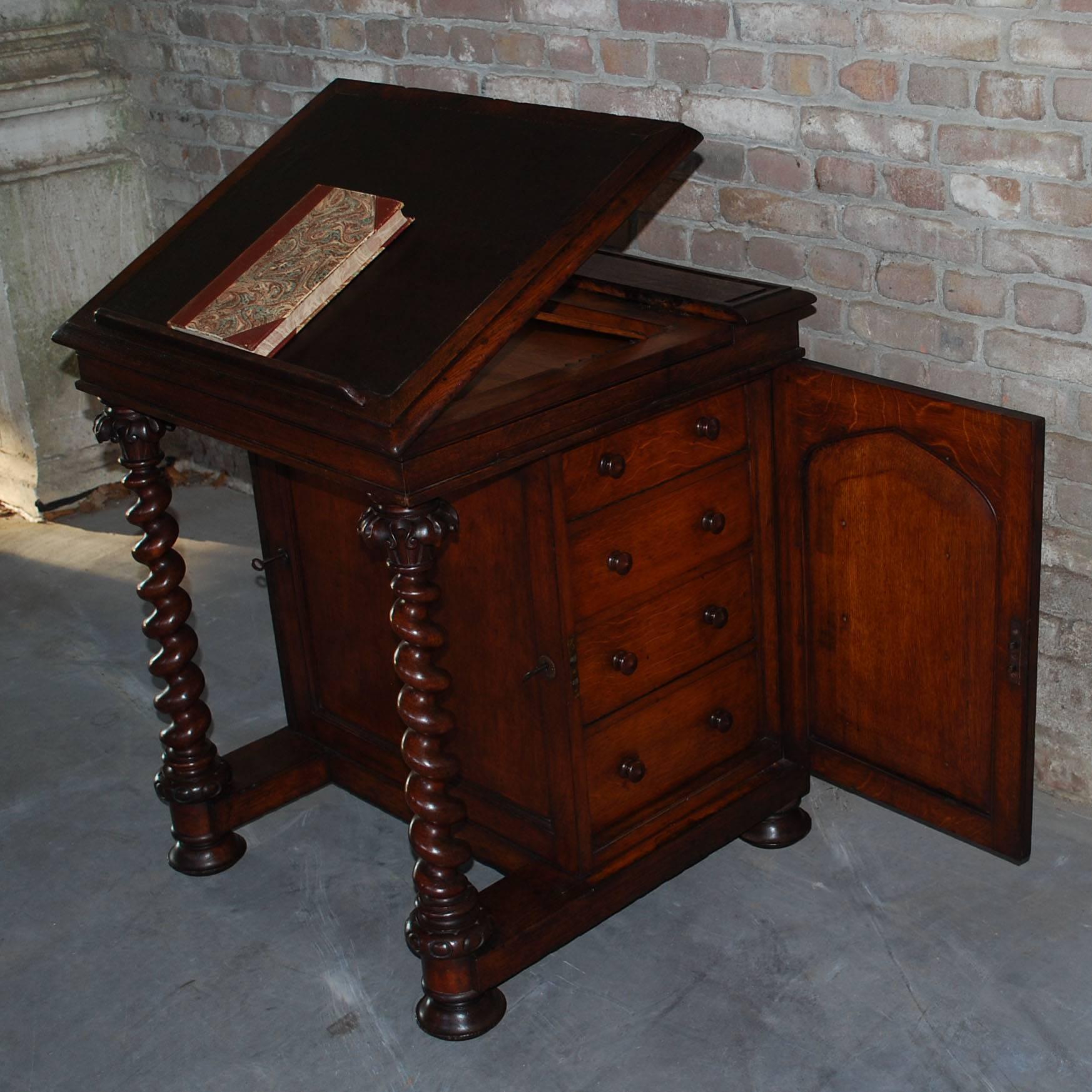 19th Century Oakwood Lectern Made by Robert Strahan 2