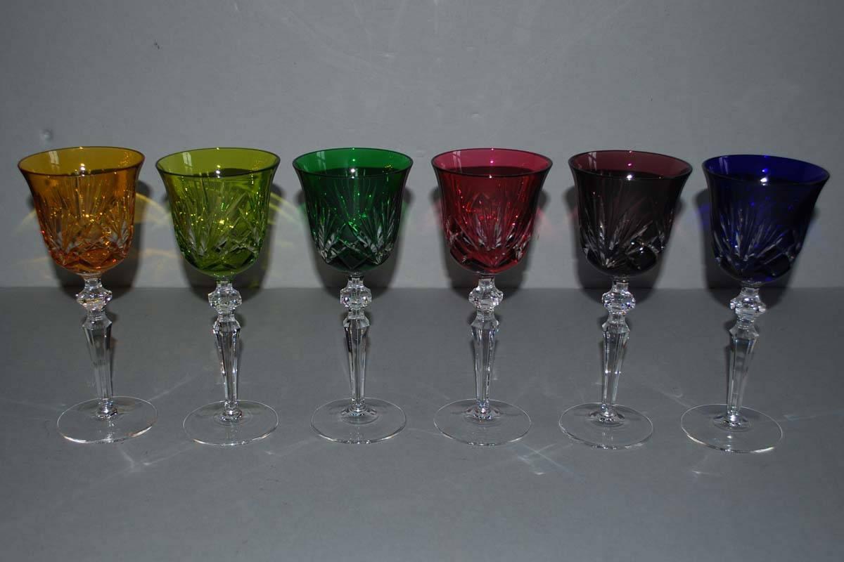 Set of six Bohemian crystal wine goblets / glasses.
Originates Czech Republic, dating circa 1950.