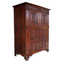 17th Century Flemish Hand-Carved Oakwood Cabinet