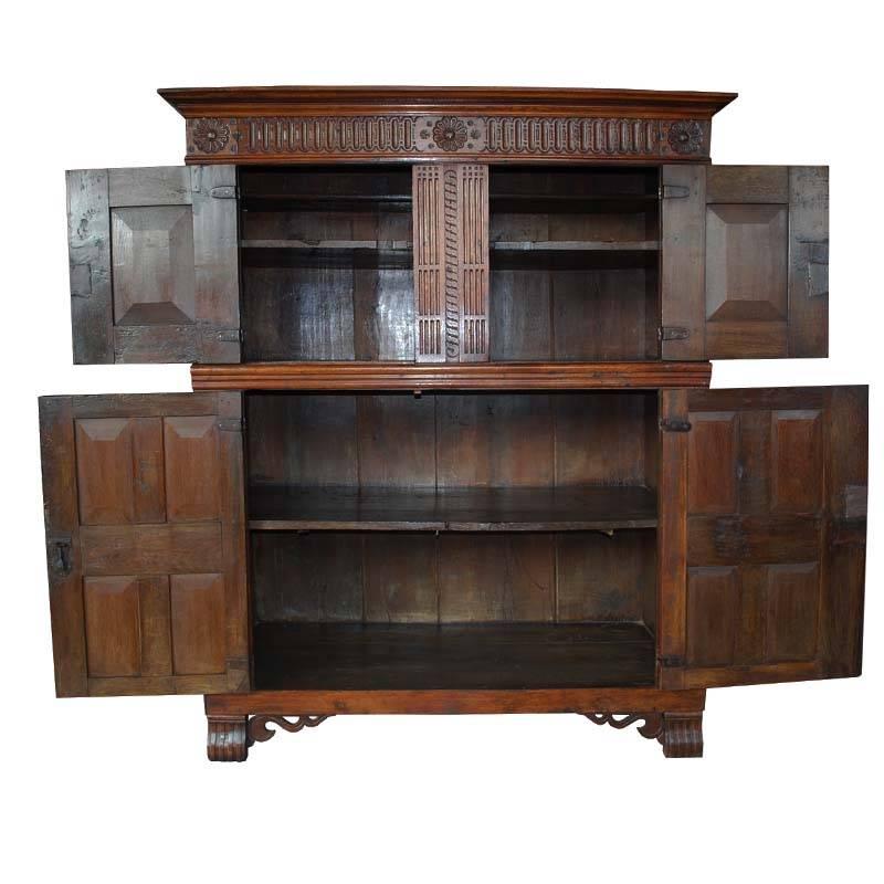 Belgian 17th Century Flemish Hand-Carved Oakwood Cabinet For Sale