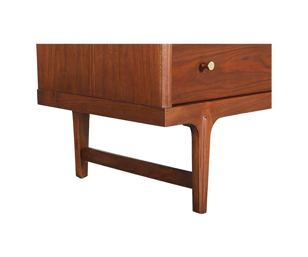 Mid-20th Century Drexel “Apart Mates” Walnut Dresser