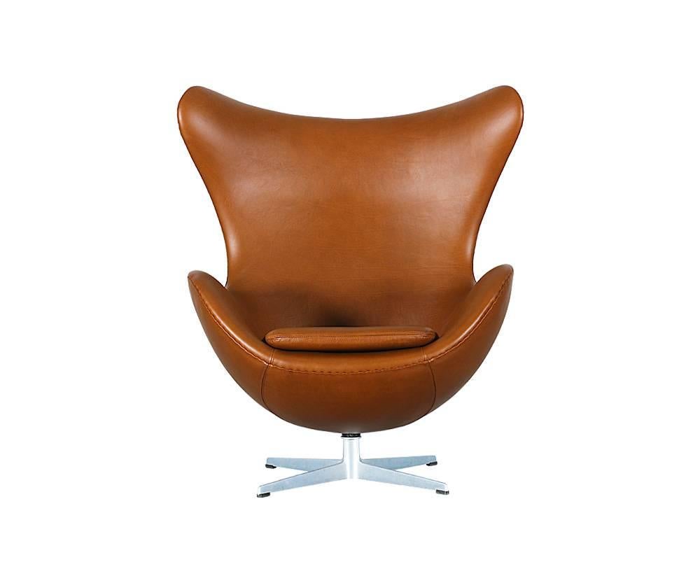 Danish Arne Jacobsen Leather “Egg” Chair with Ottoman for Fritz Hansen