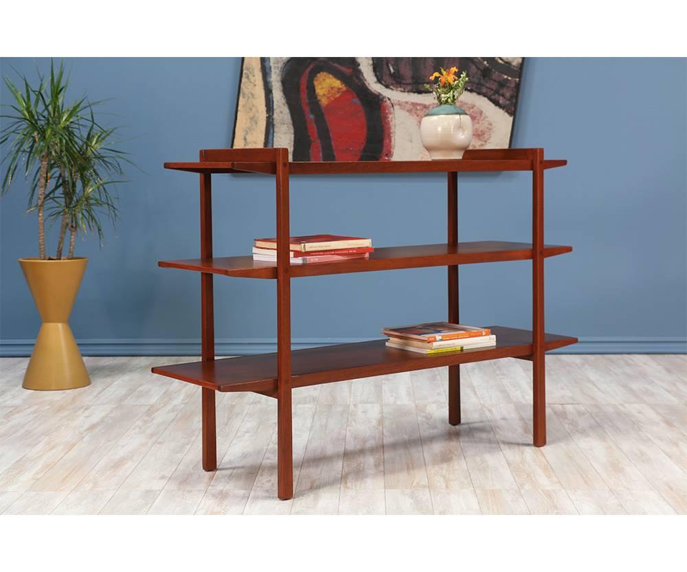 John Van Koert “Counterpoint” Three-Tier Bookshelf for Drexel In Excellent Condition In Los Angeles, CA