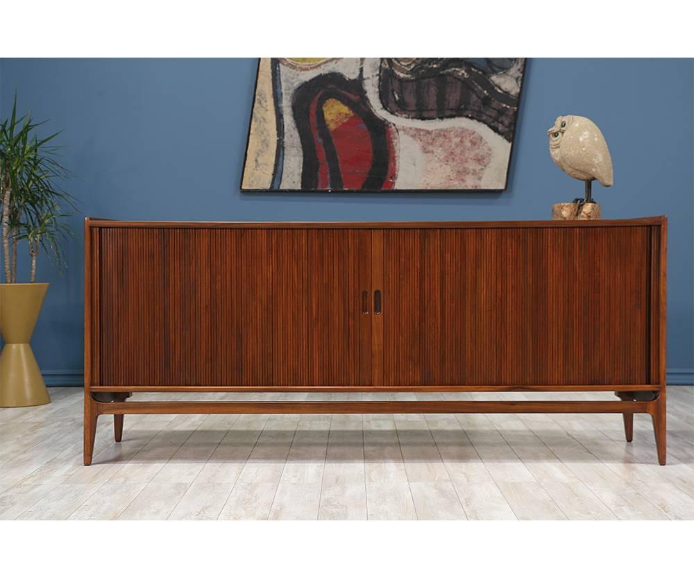 Designer: Richard Thompson
Manufacturer: Glenn of California
Period/Style: Mid-Century Modern
Country: United States
Date: 1950s

Dimensions: 30.5