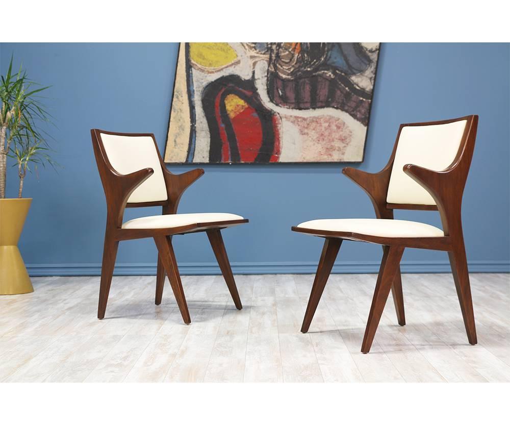 Set of Six Rare Dan Johnson Dining Chairs for Hayden Hall Furniture In Excellent Condition In Los Angeles, CA