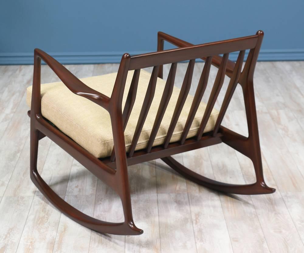 Ib Kofod-Larsen Rocking Chair for Selig In Excellent Condition In Los Angeles, CA