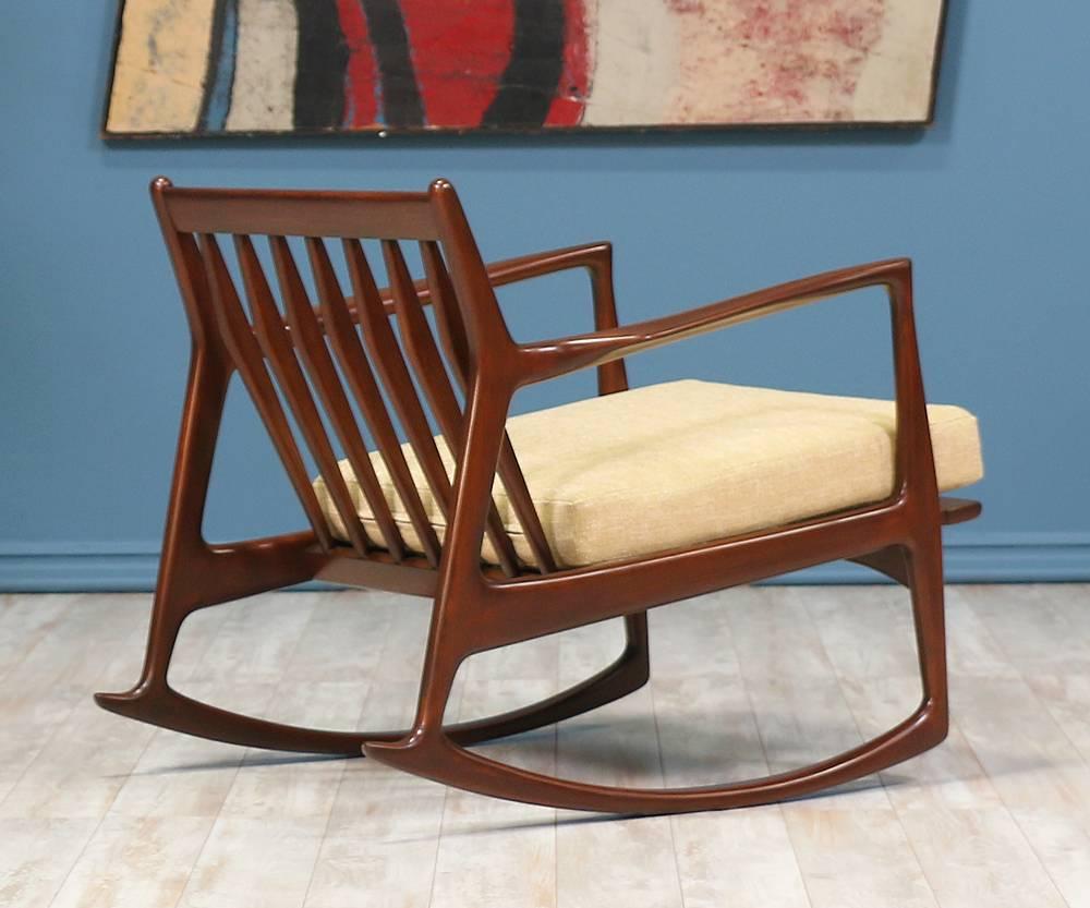Mid-Century Modern Ib Kofod-Larsen Rocking Chair for Selig