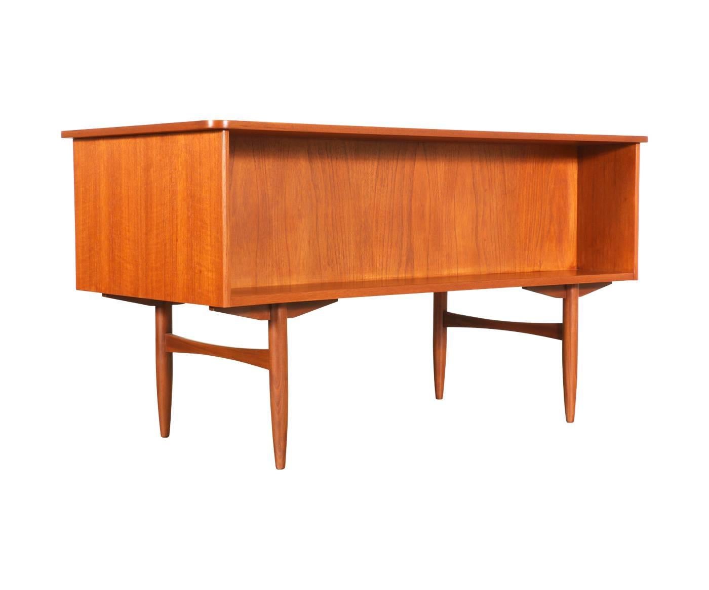Danish Modern Executive Teak Desk with Bookshelf In Excellent Condition In Los Angeles, CA
