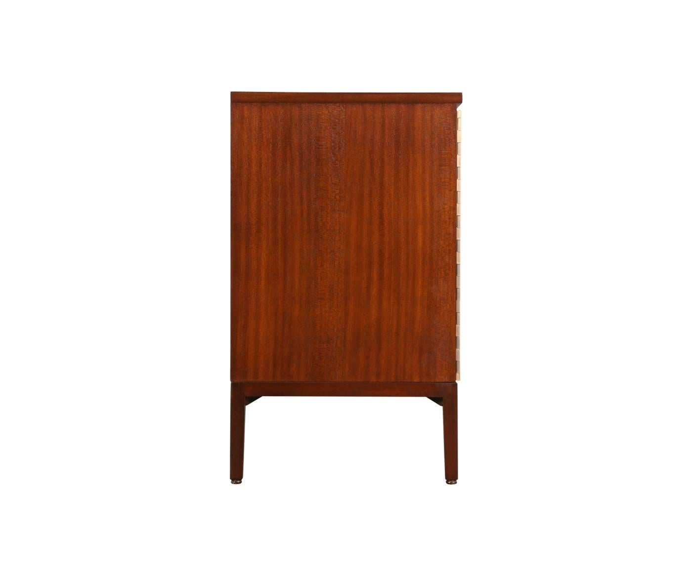 Mid-20th Century Paul McCobb “Irwin Collection” Credenza with Bi-Folding Doors for Calvin Group